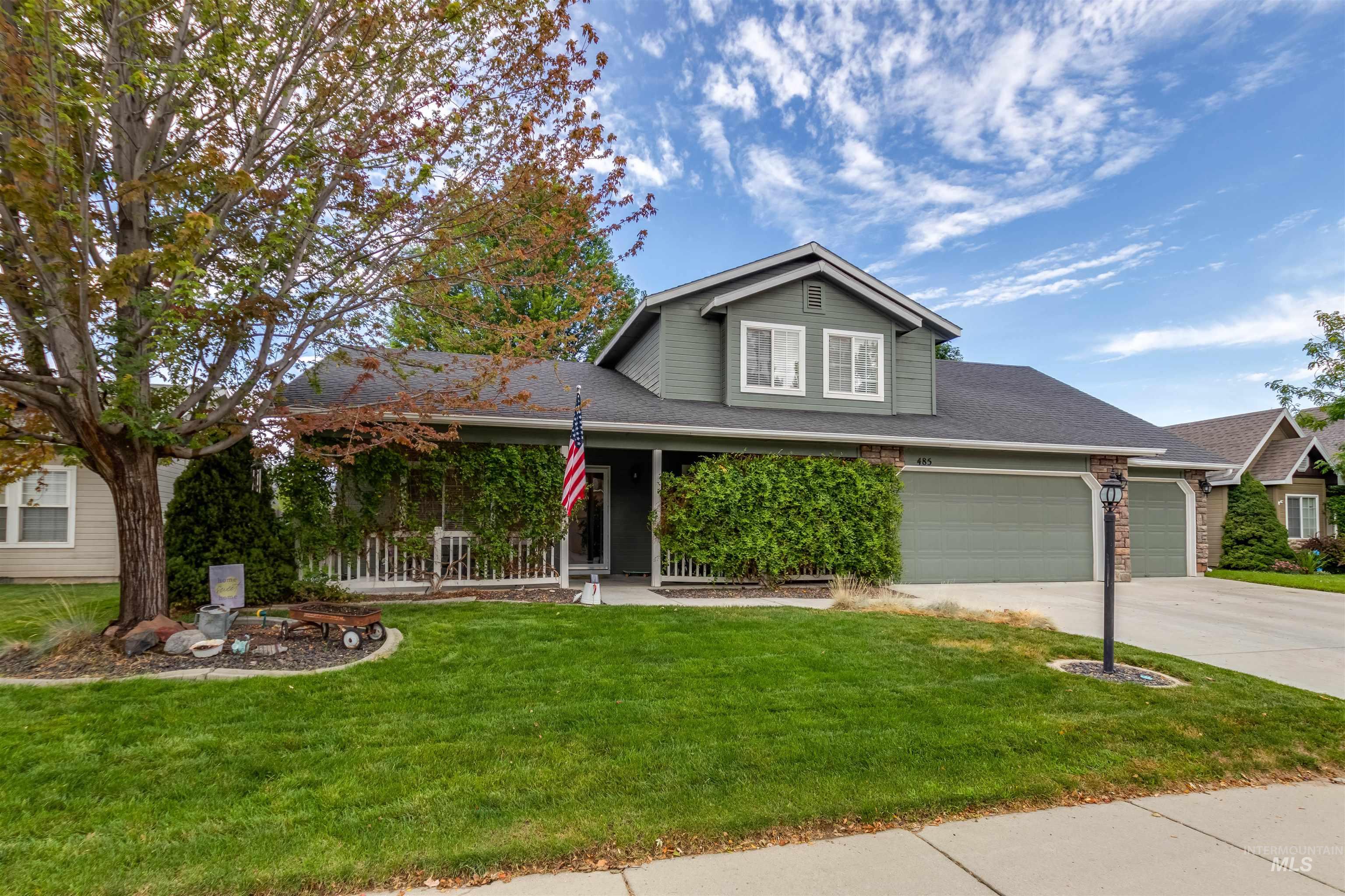 485 N Nebula, Star, Idaho 83669, 4 Bedrooms, 2.5 Bathrooms, Residential For Sale, Price $464,900,MLS 99004225