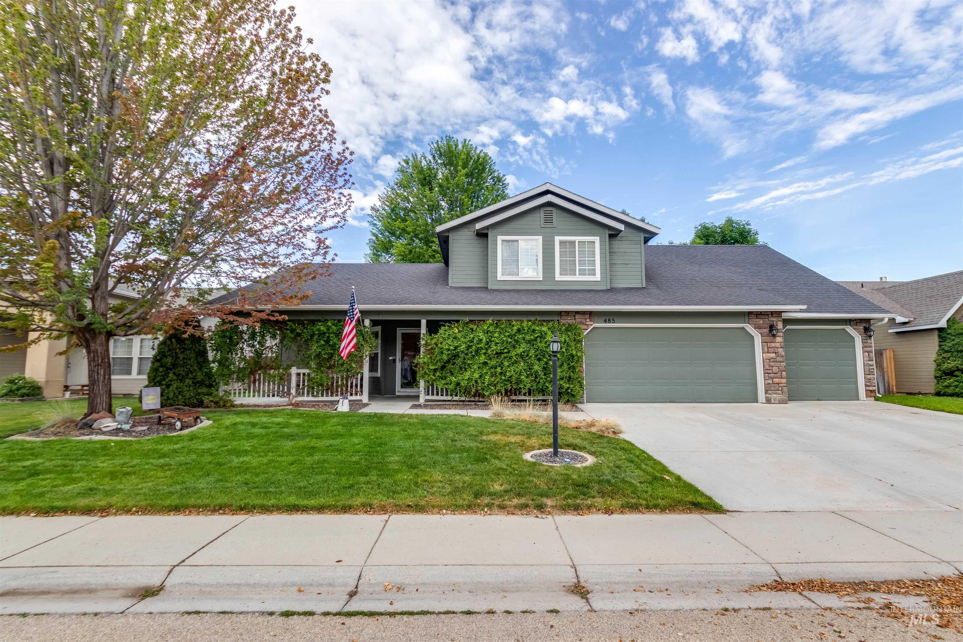485 N Nebula, Star, Idaho 83669, 4 Bedrooms, 2.5 Bathrooms, Residential For Sale, Price $464,900,MLS 99004225