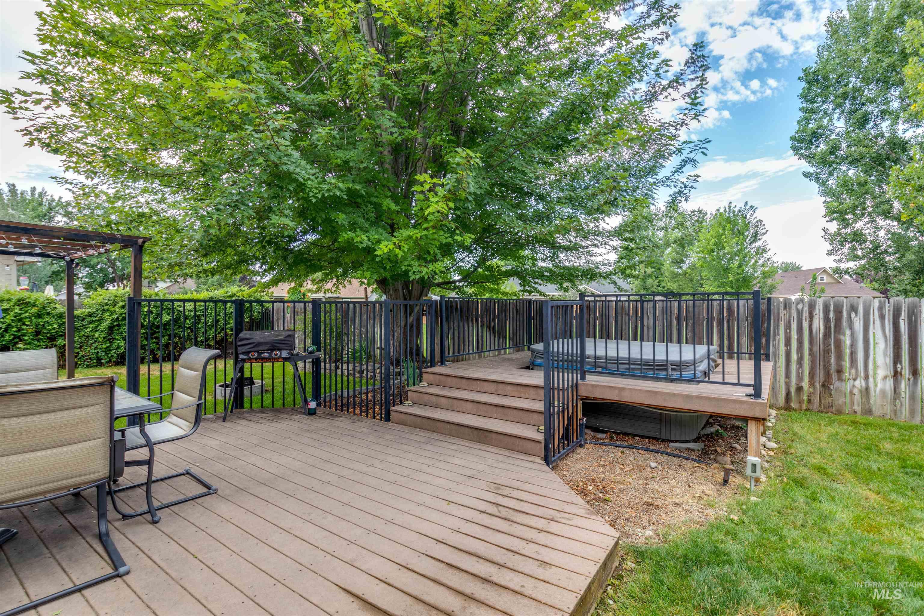 485 N Nebula, Star, Idaho 83669, 4 Bedrooms, 2.5 Bathrooms, Residential For Sale, Price $464,900,MLS 99004225