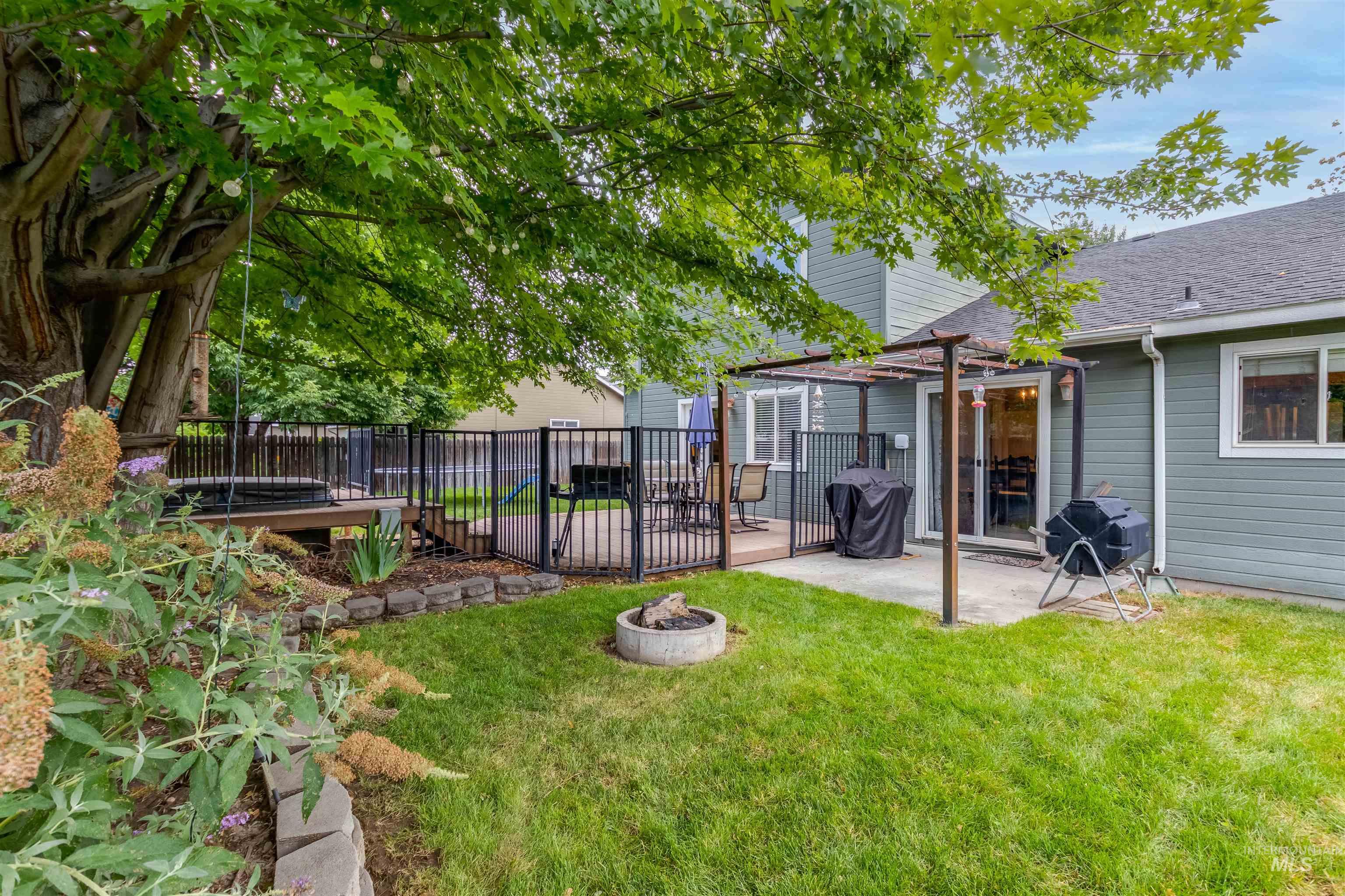 485 N Nebula, Star, Idaho 83669, 4 Bedrooms, 2.5 Bathrooms, Residential For Sale, Price $464,900,MLS 99004225