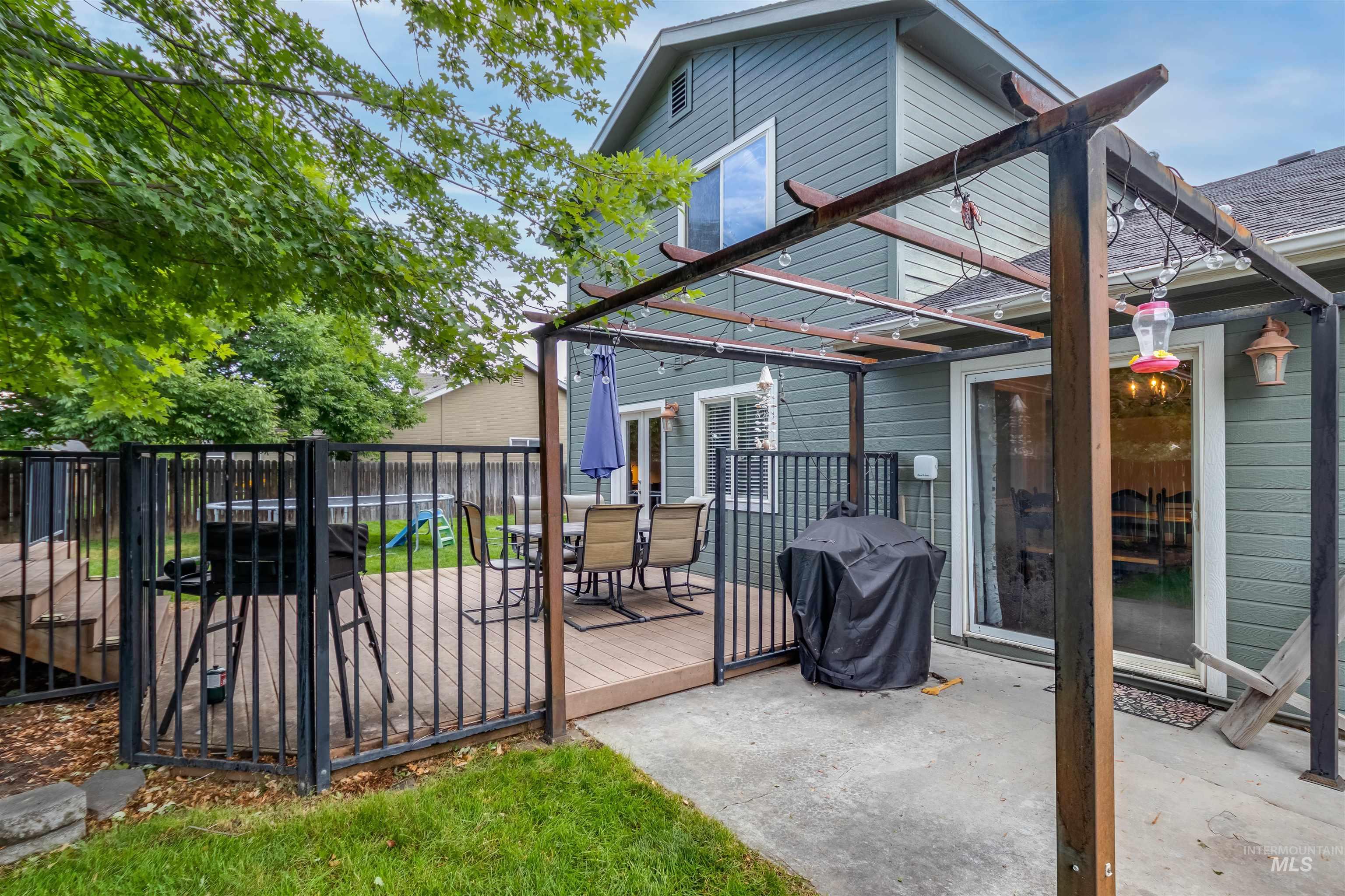 485 N Nebula, Star, Idaho 83669, 4 Bedrooms, 2.5 Bathrooms, Residential For Sale, Price $464,900,MLS 99004225