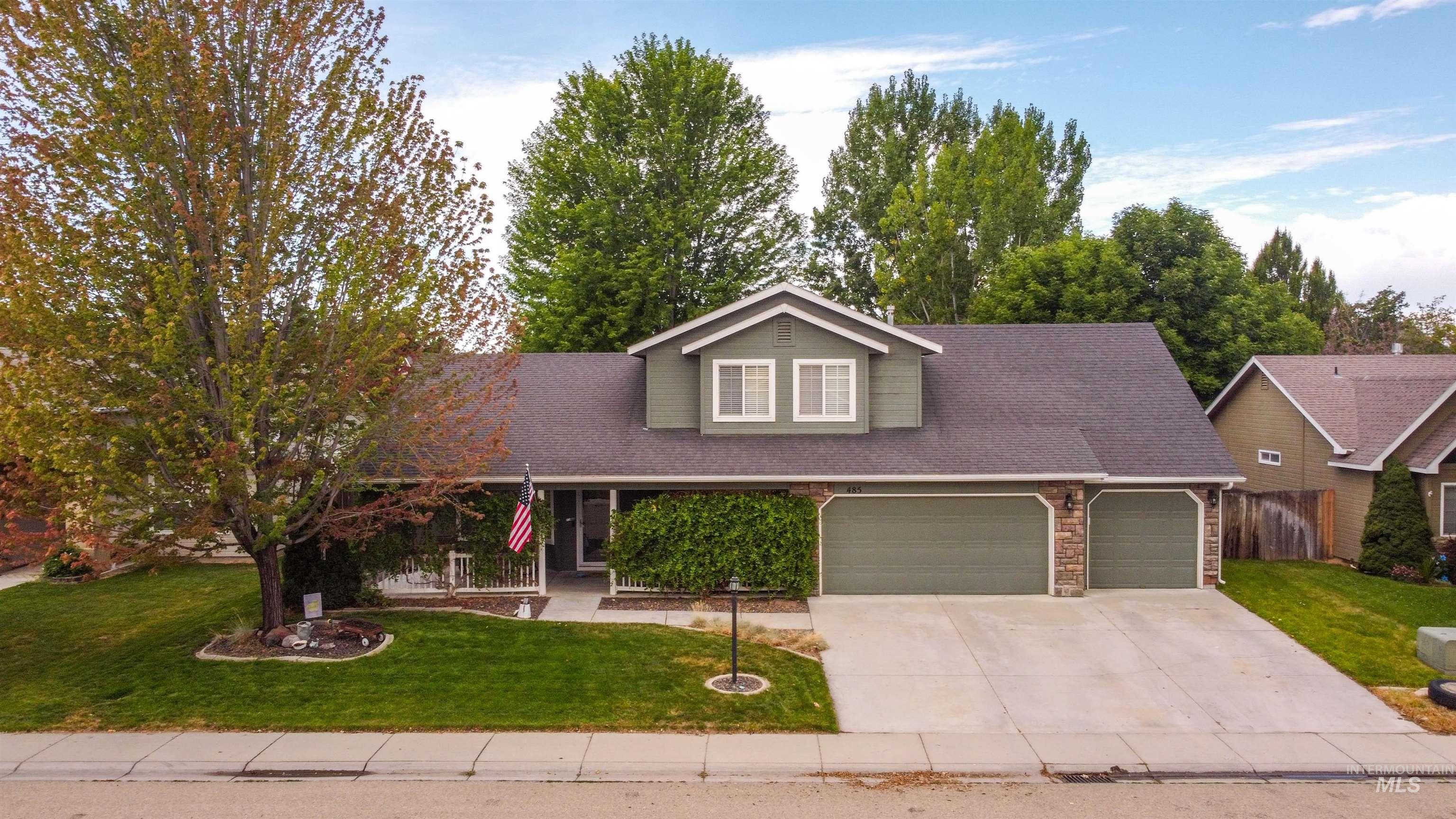 485 N Nebula, Star, Idaho 83669, 4 Bedrooms, 2.5 Bathrooms, Residential For Sale, Price $464,900,MLS 99004225