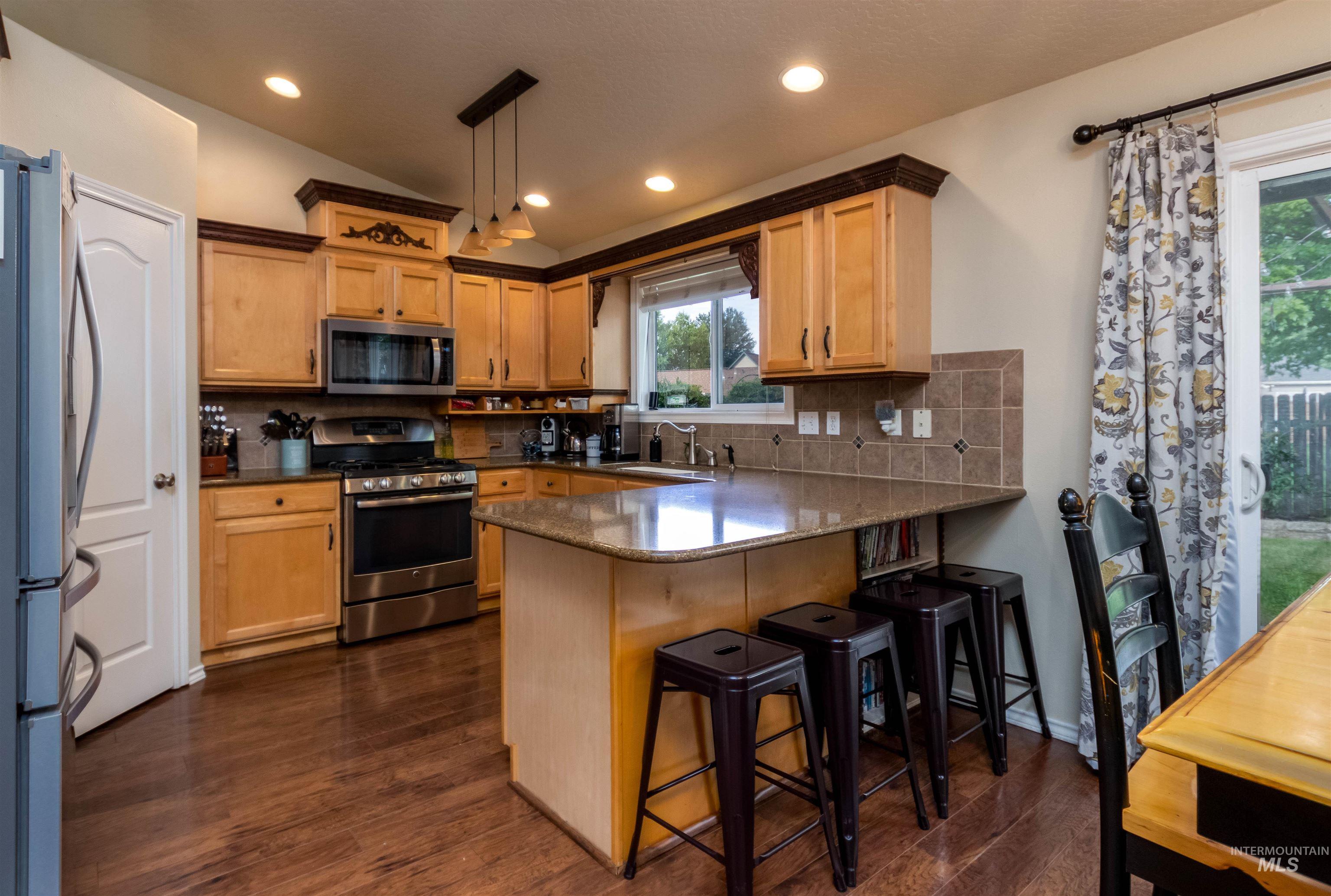 485 N Nebula, Star, Idaho 83669, 4 Bedrooms, 2.5 Bathrooms, Residential For Sale, Price $464,900,MLS 99004225