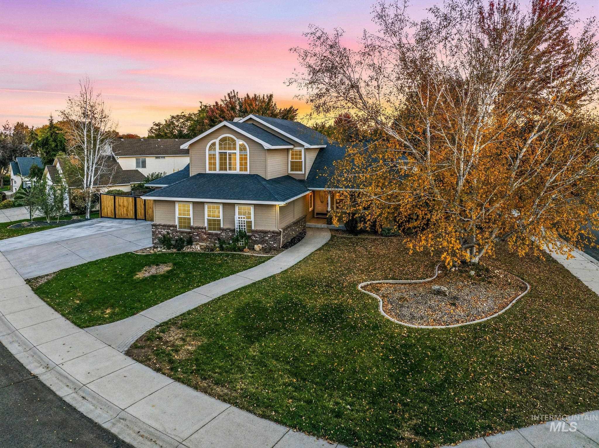 1281 E Beagle St., Meridian, Idaho 83642, 5 Bedrooms, 3 Bathrooms, Residential For Sale, Price $649,990,MLS 99004226