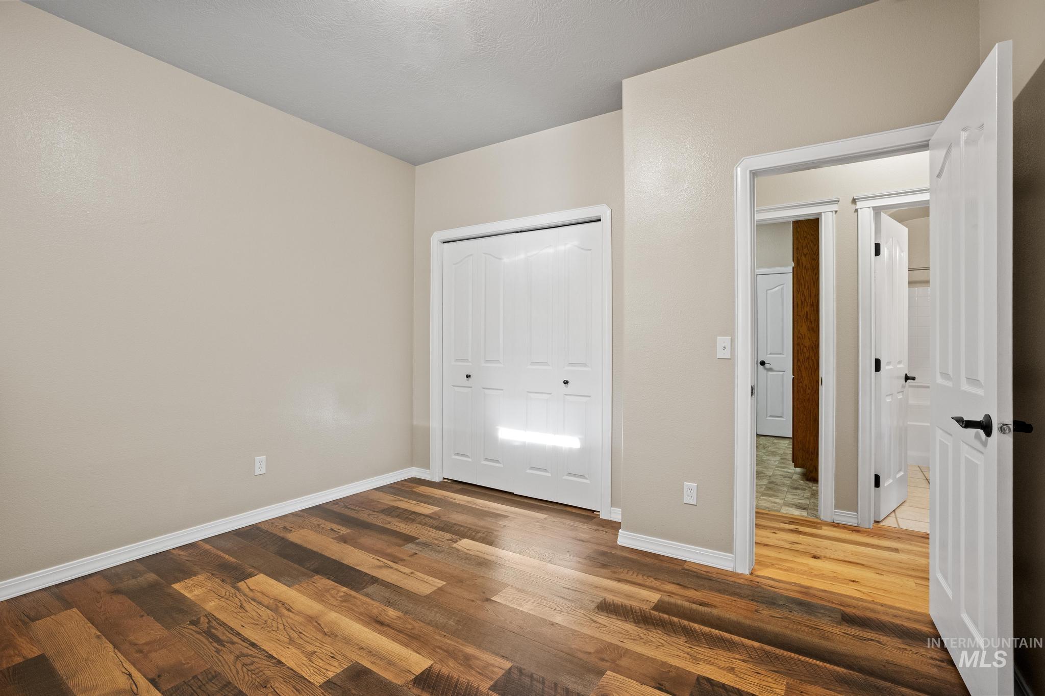 1281 E Beagle St., Meridian, Idaho 83642, 5 Bedrooms, 3 Bathrooms, Residential For Sale, Price $649,990,MLS 99004226