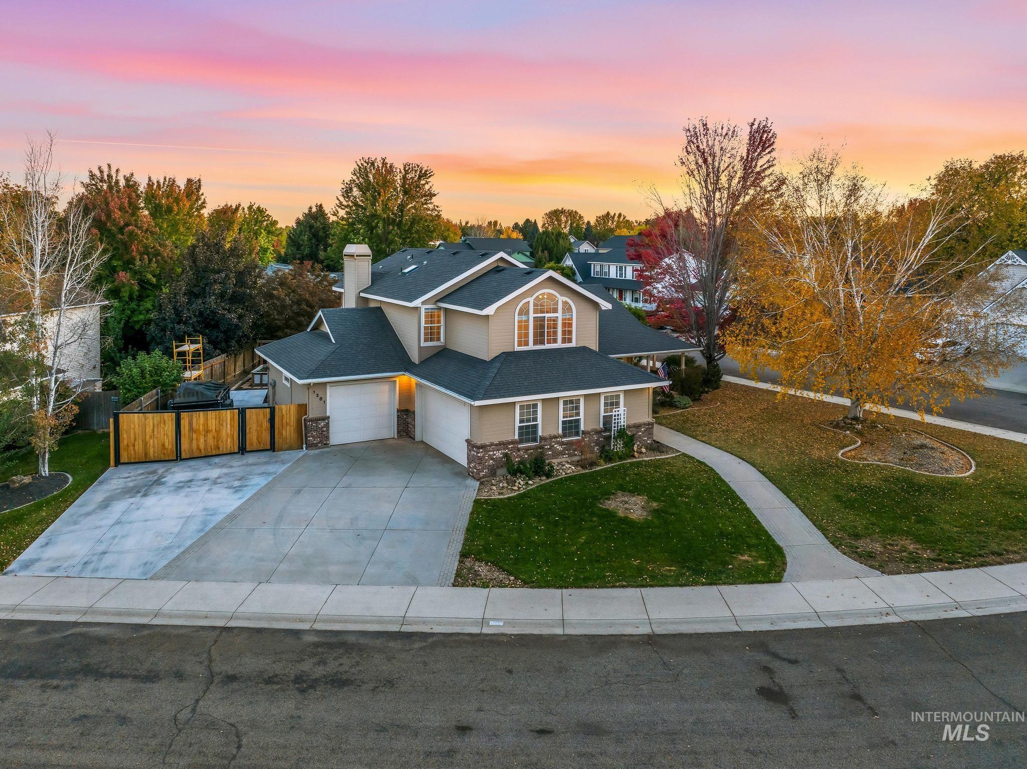 1281 E Beagle St., Meridian, Idaho 83642, 5 Bedrooms, 3 Bathrooms, Residential For Sale, Price $649,990,MLS 99004226