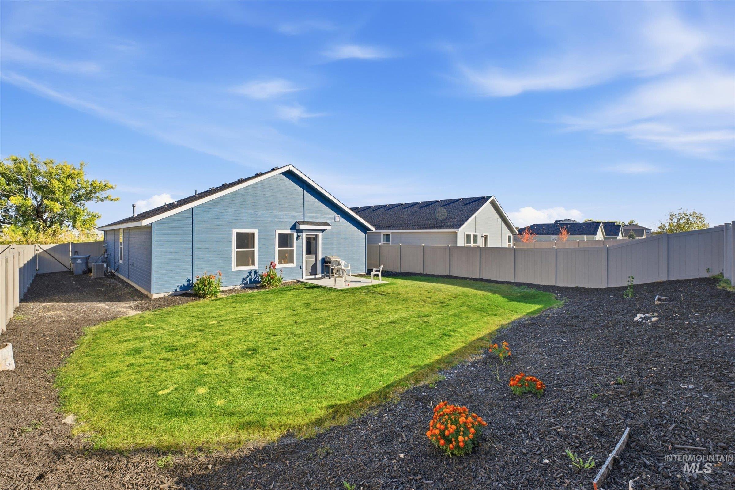 8673 E Love Ct., Nampa, Idaho 83687, 3 Bedrooms, 2 Bathrooms, Residential For Sale, Price $399,000,MLS 99004228