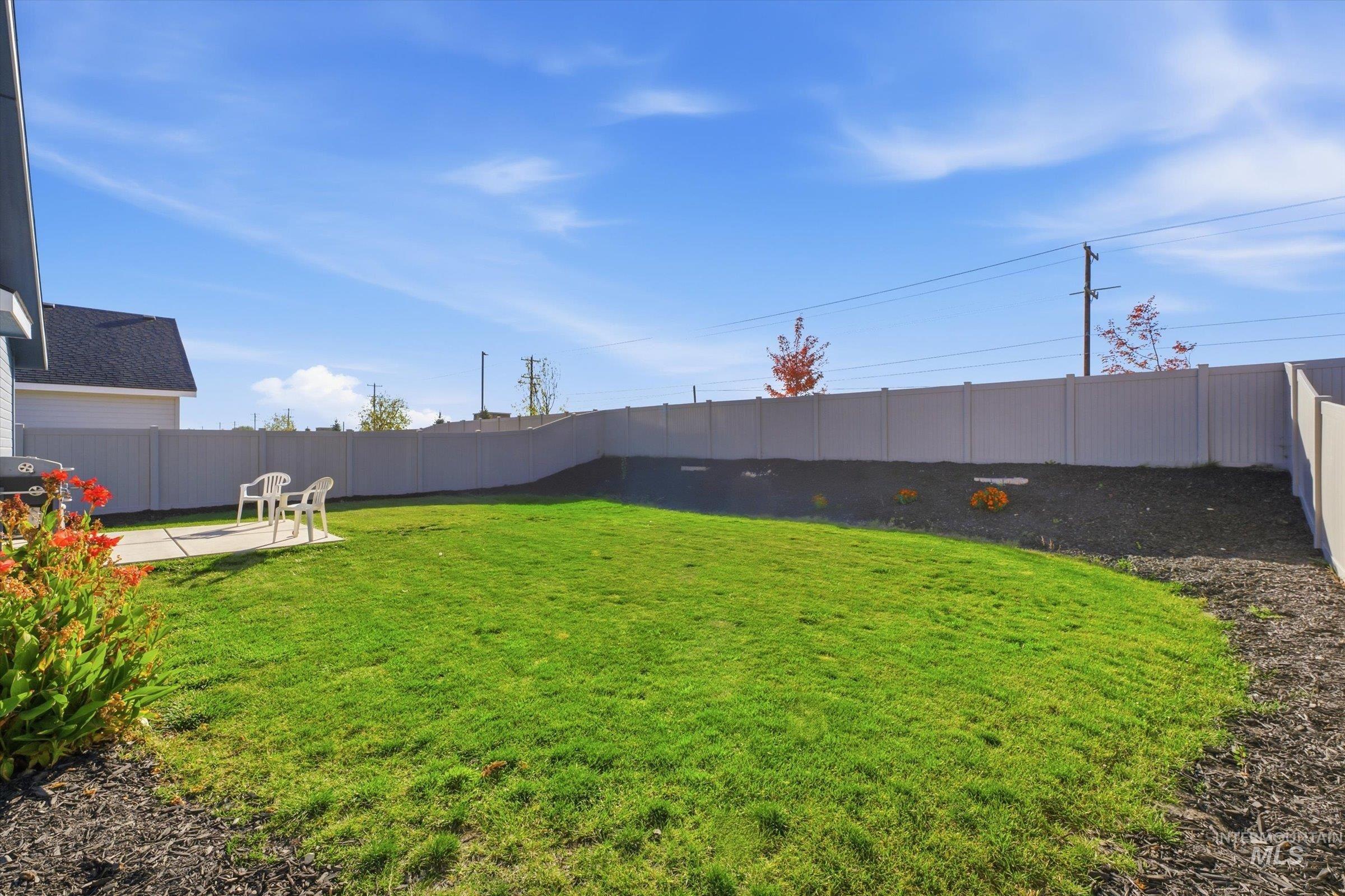 8673 E Love Ct., Nampa, Idaho 83687, 3 Bedrooms, 2 Bathrooms, Residential For Sale, Price $399,000,MLS 99004228