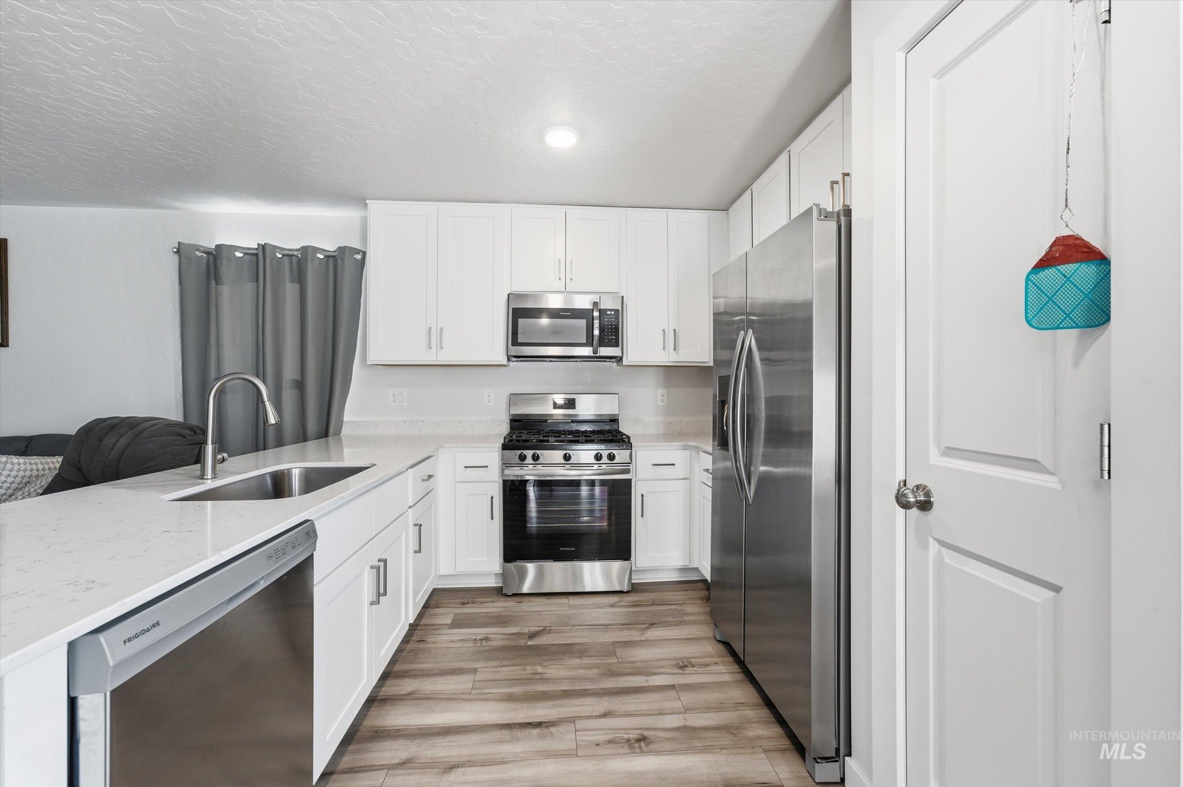 8673 E Love Ct., Nampa, Idaho 83687, 3 Bedrooms, 2 Bathrooms, Residential For Sale, Price $399,000,MLS 99004228