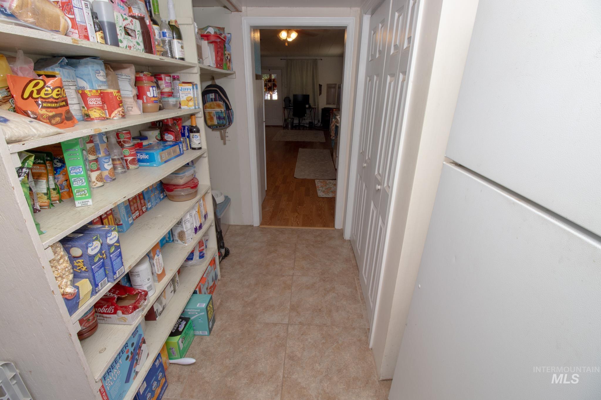 209 Canal St, Pierce, Idaho 83546, 3 Bedrooms, 1 Bathroom, Residential For Sale, Price $199,000,MLS 99004229