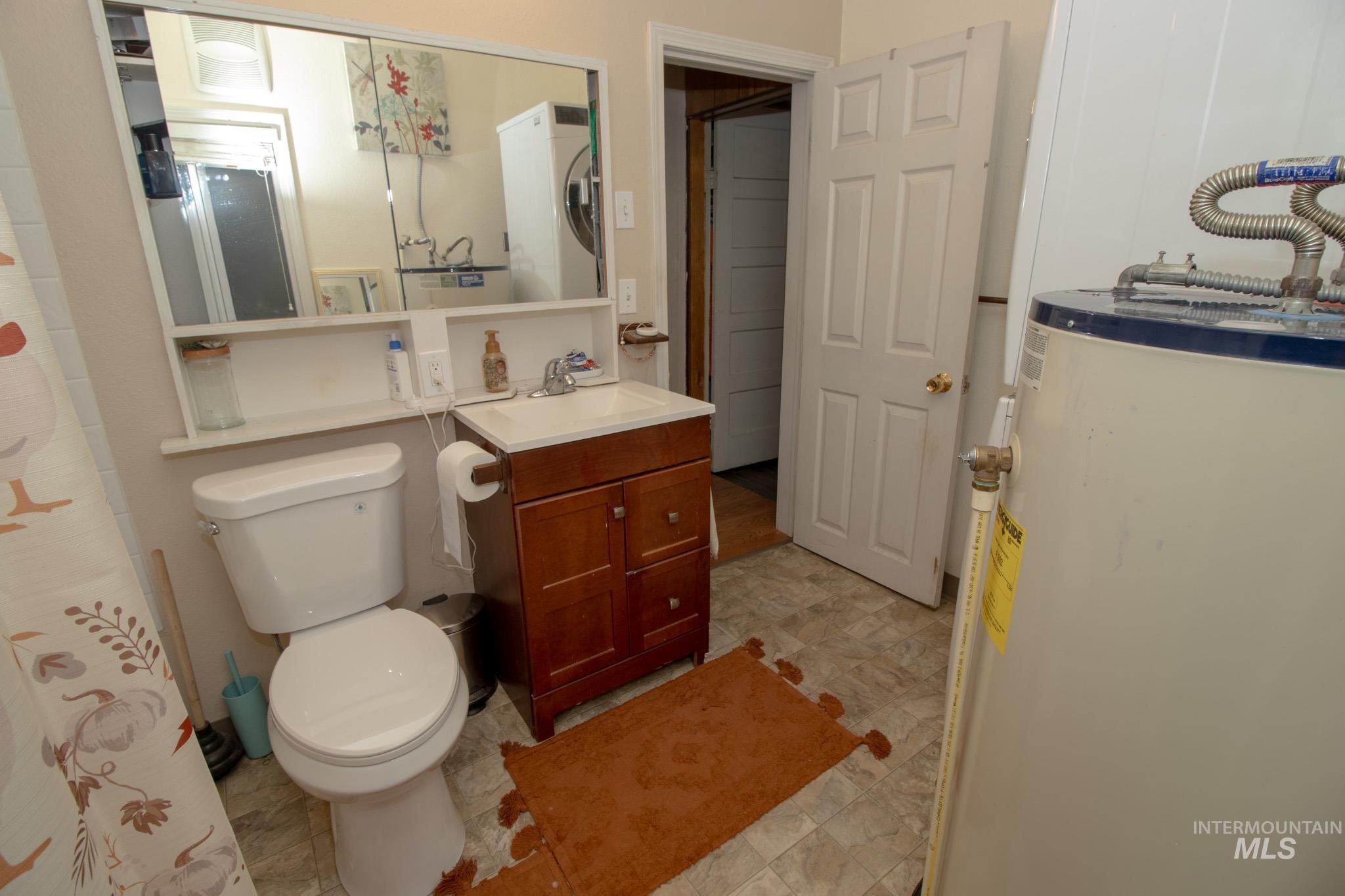 209 Canal St, Pierce, Idaho 83546, 3 Bedrooms, 1 Bathroom, Residential For Sale, Price $199,000,MLS 99004229