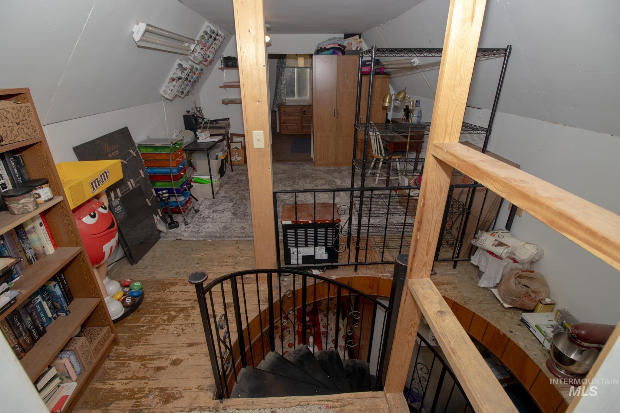 209 Canal St, Pierce, Idaho 83546, 3 Bedrooms, 1 Bathroom, Residential For Sale, Price $199,000,MLS 99004229