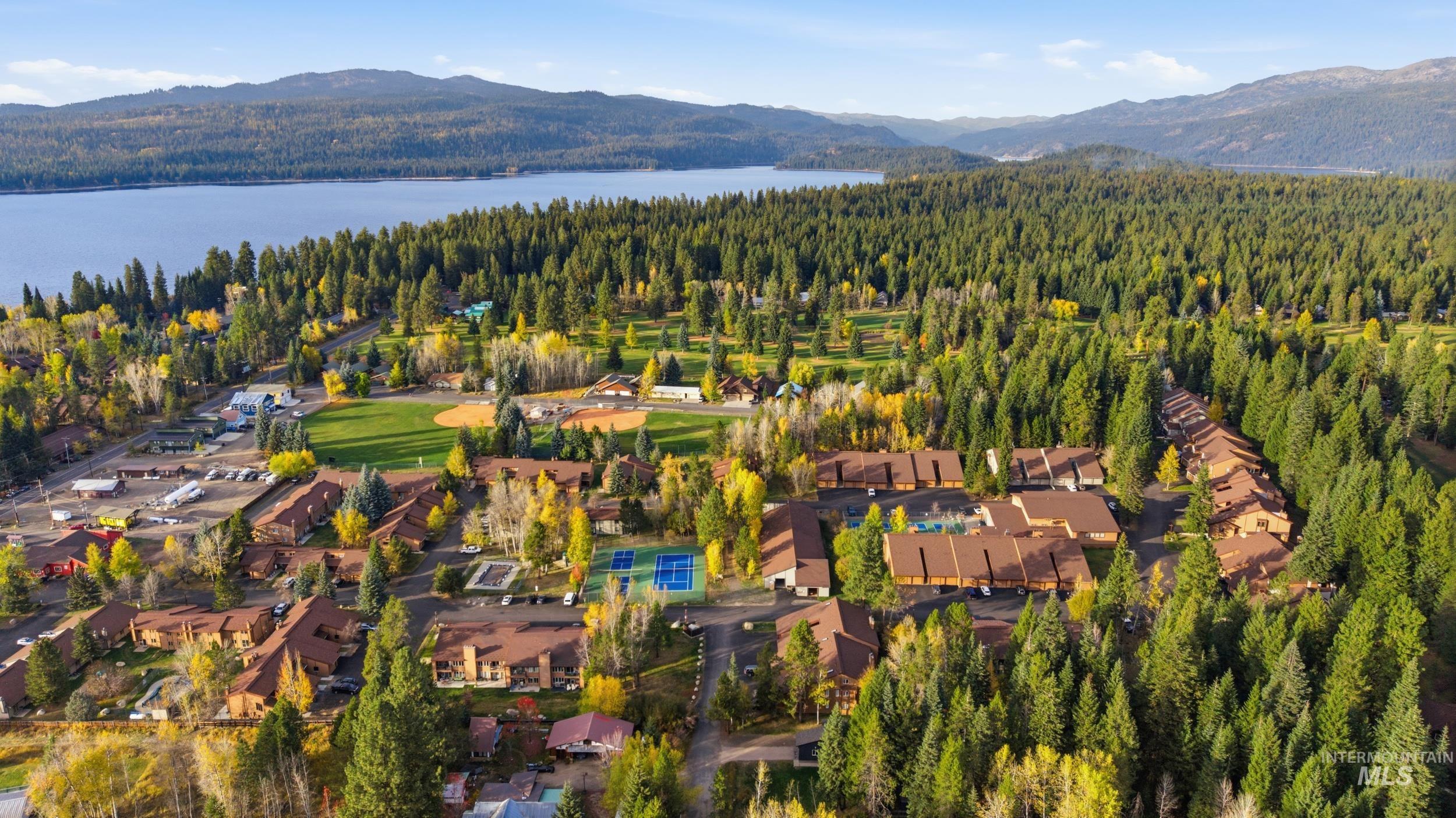 1619 Davis Ave., McCall, Idaho 83638, 2 Bedrooms, 2 Bathrooms, Residential For Sale, Price $489,900,MLS 99004231