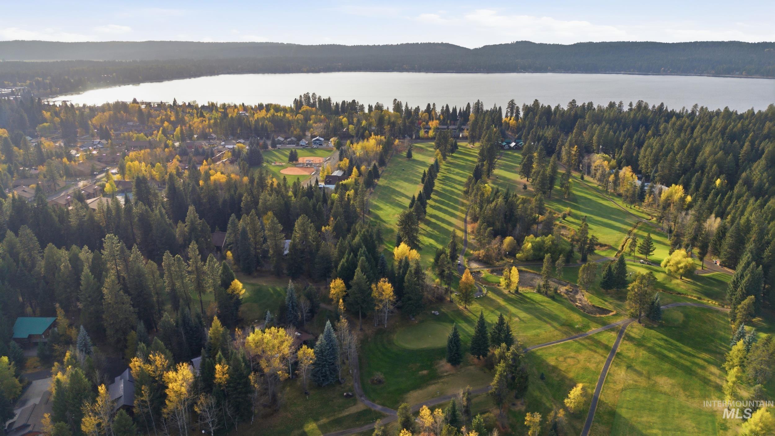 1619 Davis Ave., McCall, Idaho 83638, 2 Bedrooms, 2 Bathrooms, Residential For Sale, Price $489,900,MLS 99004231