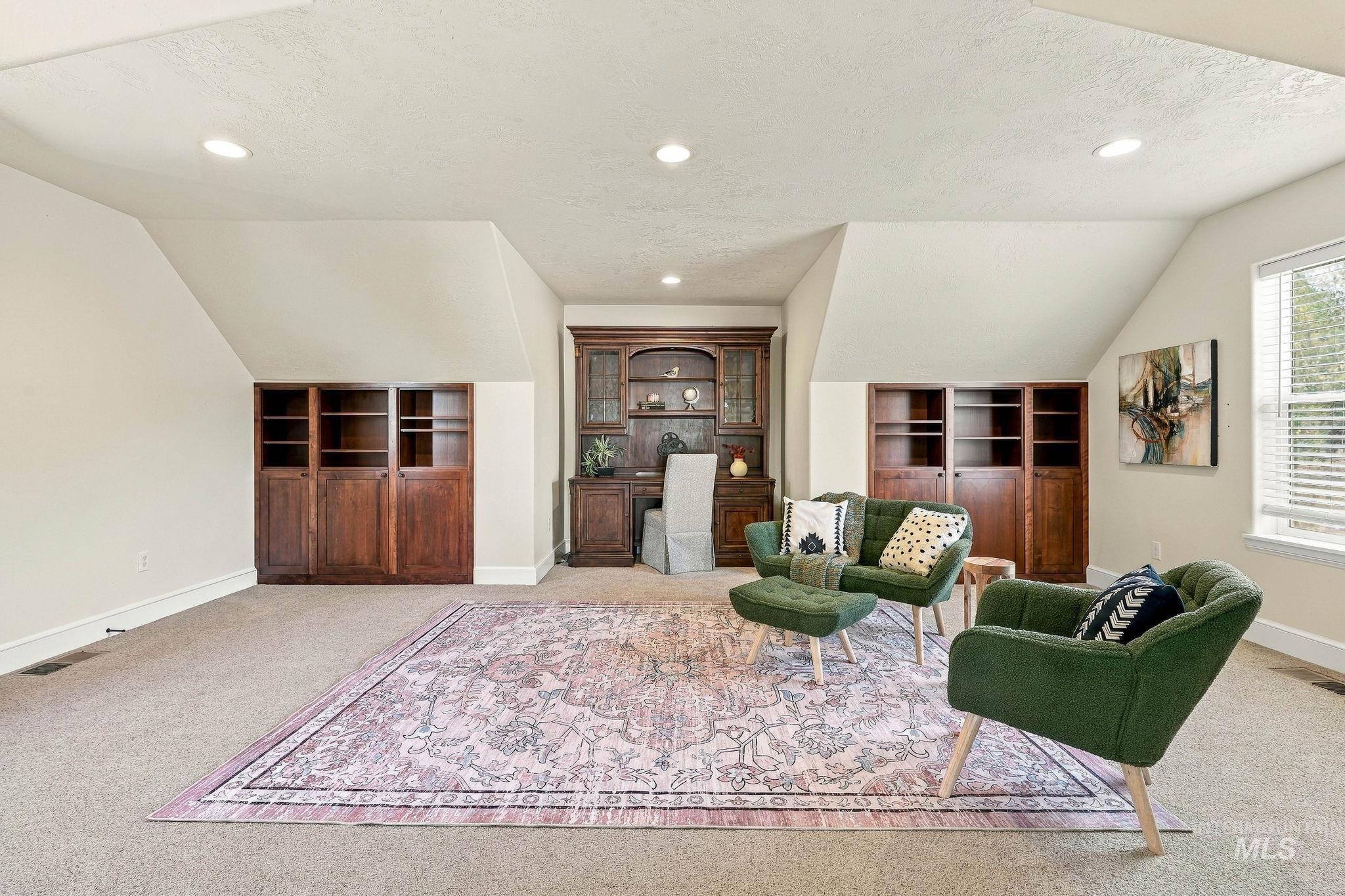 199 E Wishbone Ct, Boise, Idaho 83706, 3 Bedrooms, 2.5 Bathrooms, Residential For Sale, Price $745,000, 99004233