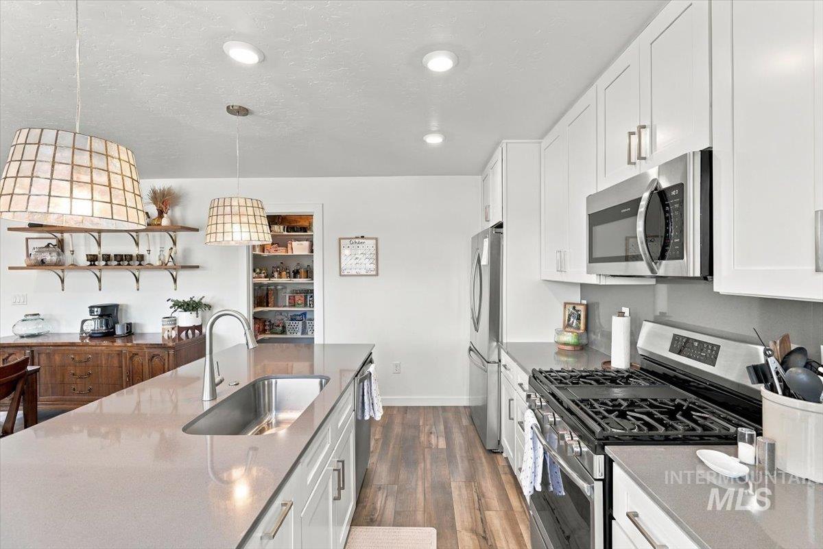 294 S Persian Ave, Middleton, Idaho 83644, 4 Bedrooms, 3 Bathrooms, Residential For Sale, Price $494,900, 99004234