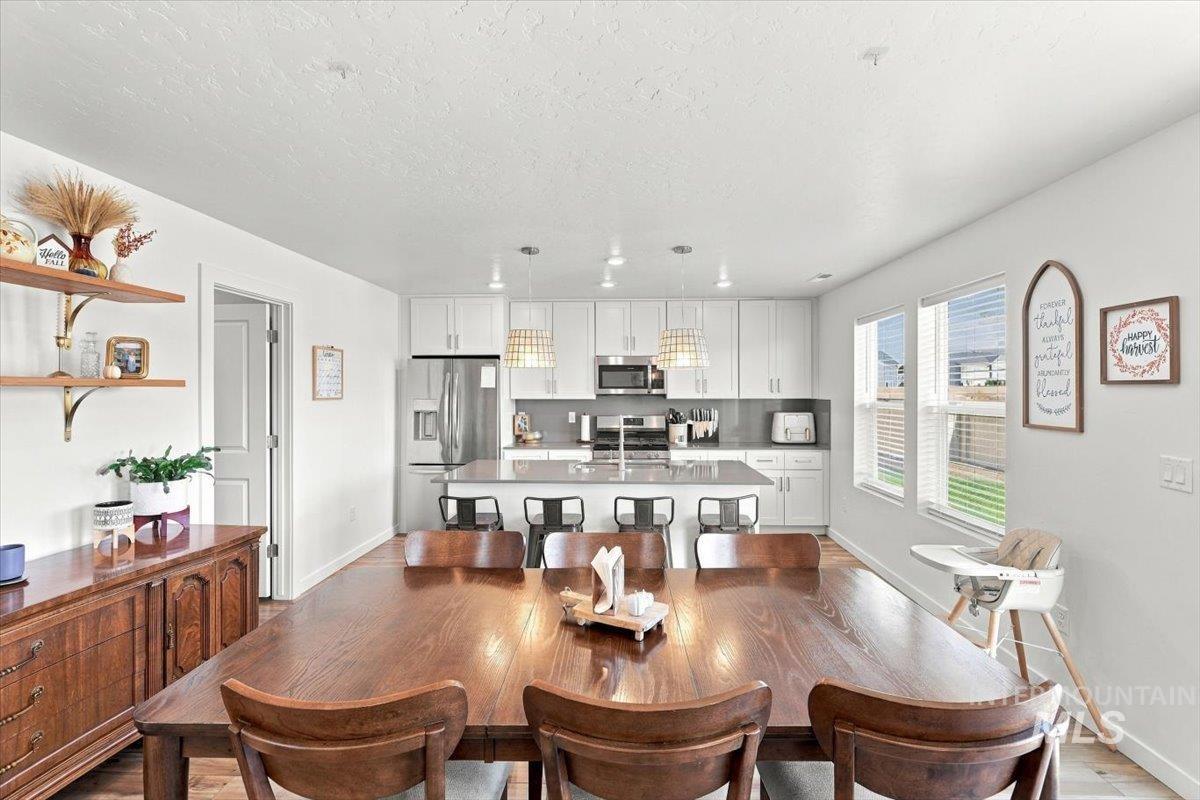 294 S Persian Ave, Middleton, Idaho 83644, 4 Bedrooms, 3 Bathrooms, Residential For Sale, Price $494,900, 99004234