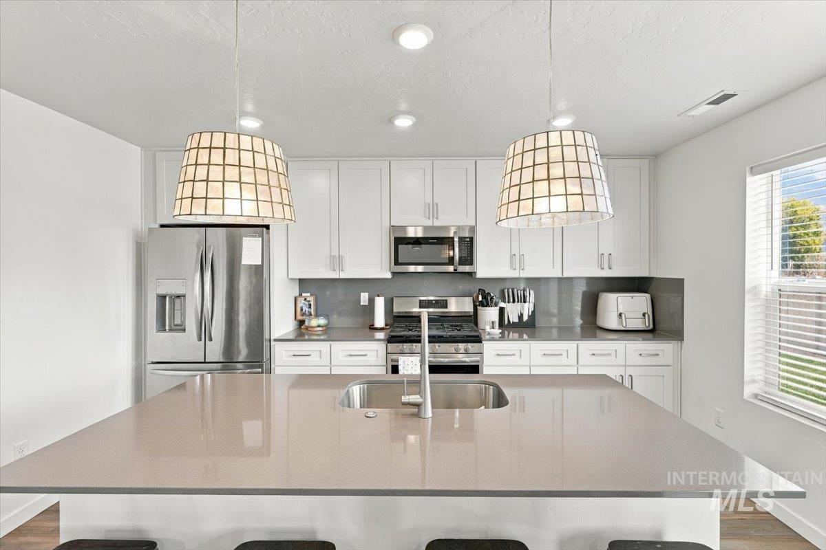 294 S Persian Ave, Middleton, Idaho 83644, 4 Bedrooms, 3 Bathrooms, Residential For Sale, Price $494,900, 99004234
