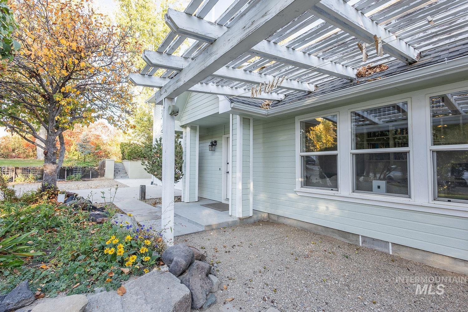 25530 Gooseberry Lane, Caldwell, Idaho 83607, 5 Bedrooms, 3.5 Bathrooms, Residential For Sale, Price $949,999,MLS 99004236