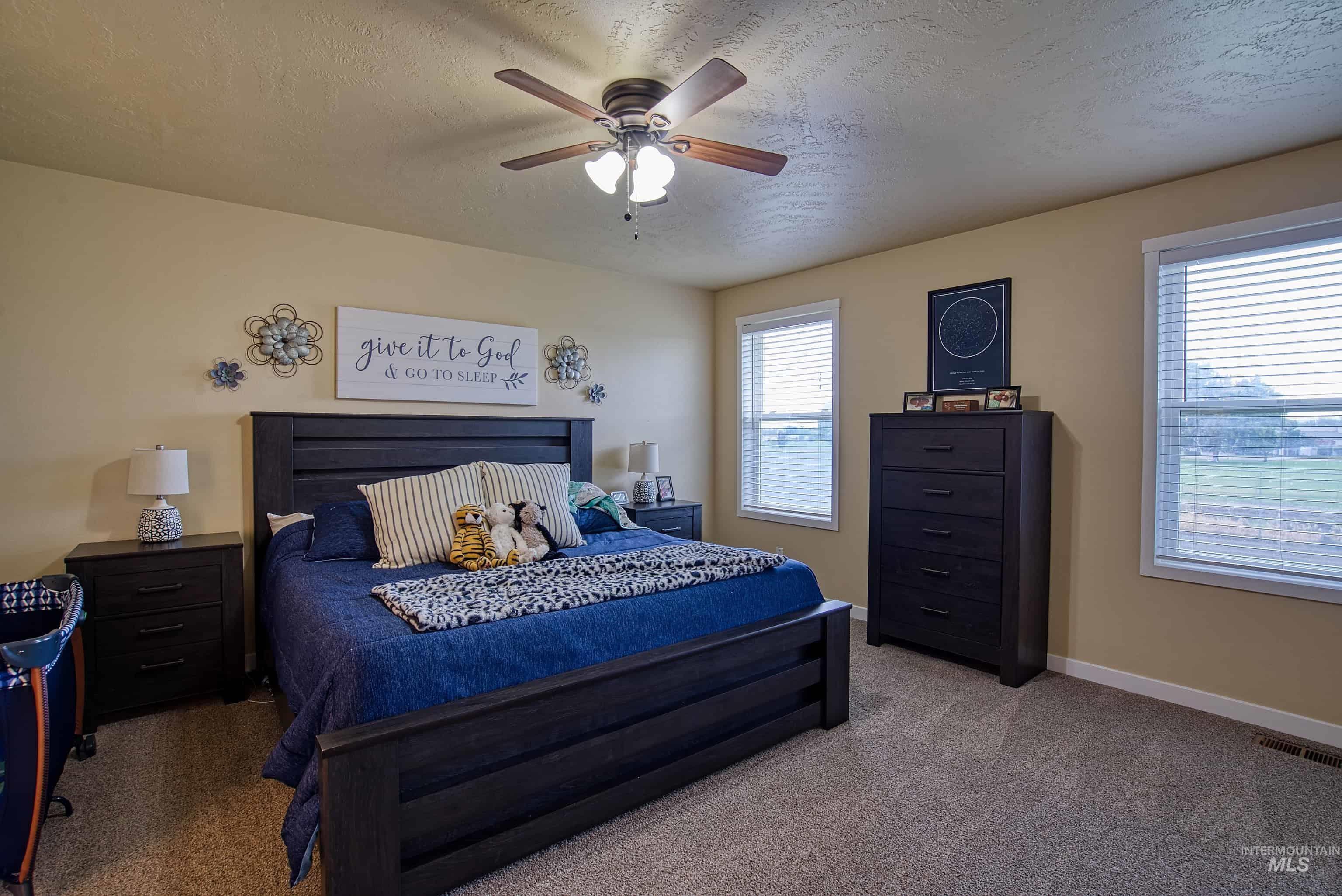 555 N 18th Street, Payette, Idaho 83661, 3 Bedrooms, 2 Bathrooms, Residential For Sale, Price $417,900, 99004237