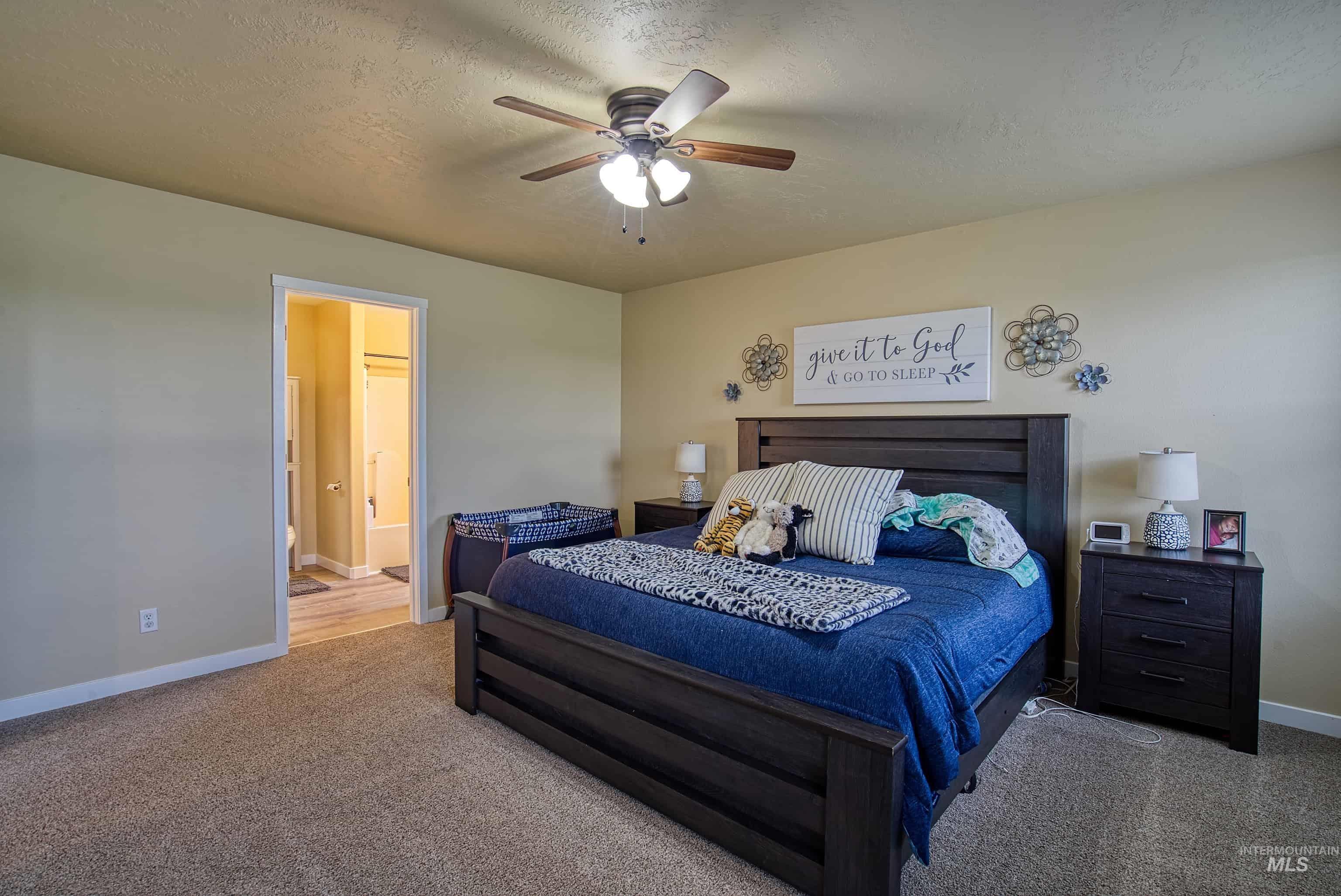 555 N 18th Street, Payette, Idaho 83661, 3 Bedrooms, 2 Bathrooms, Residential For Sale, Price $417,900, 99004237