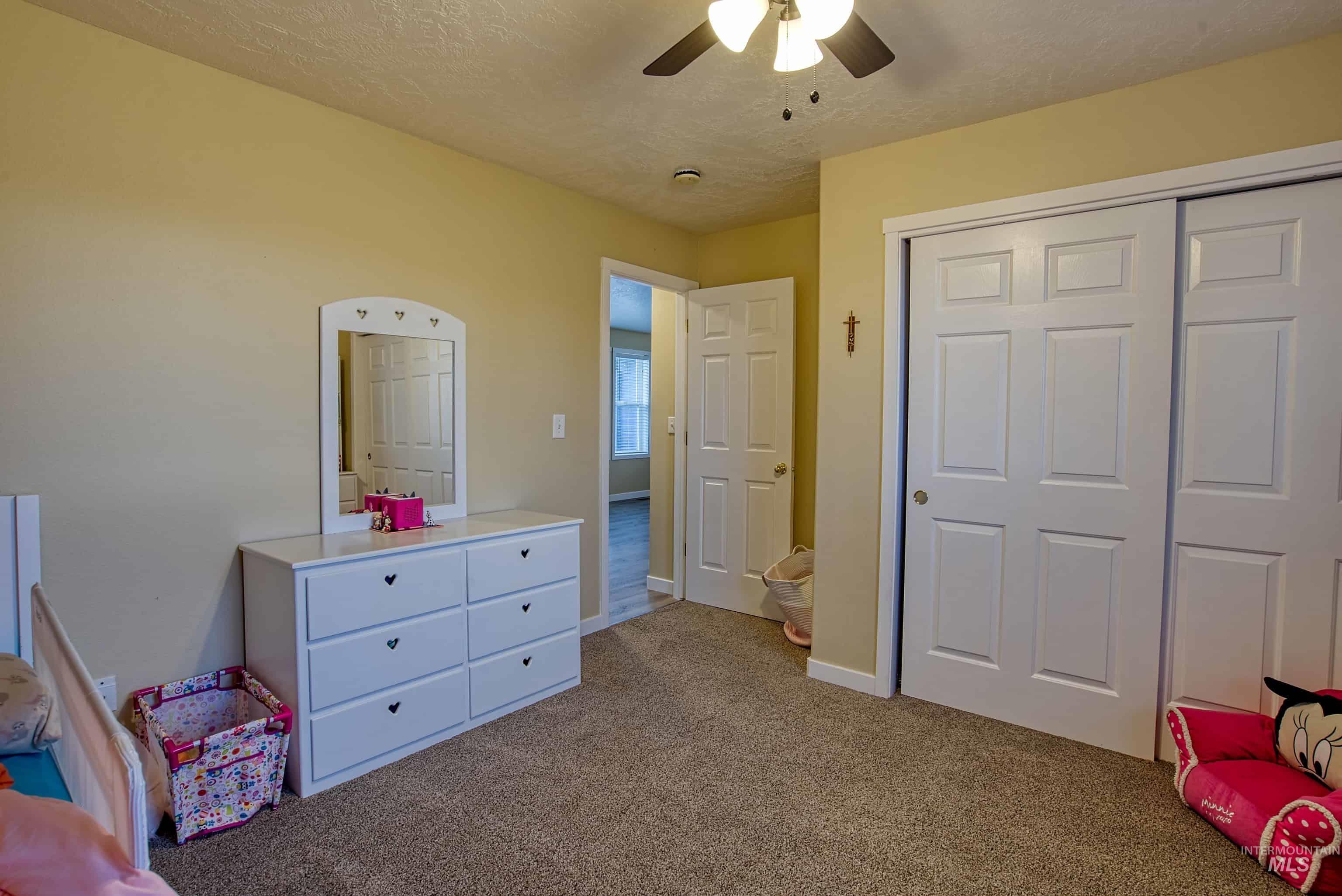 555 N 18th Street, Payette, Idaho 83661, 3 Bedrooms, 2 Bathrooms, Residential For Sale, Price $417,900, 99004237