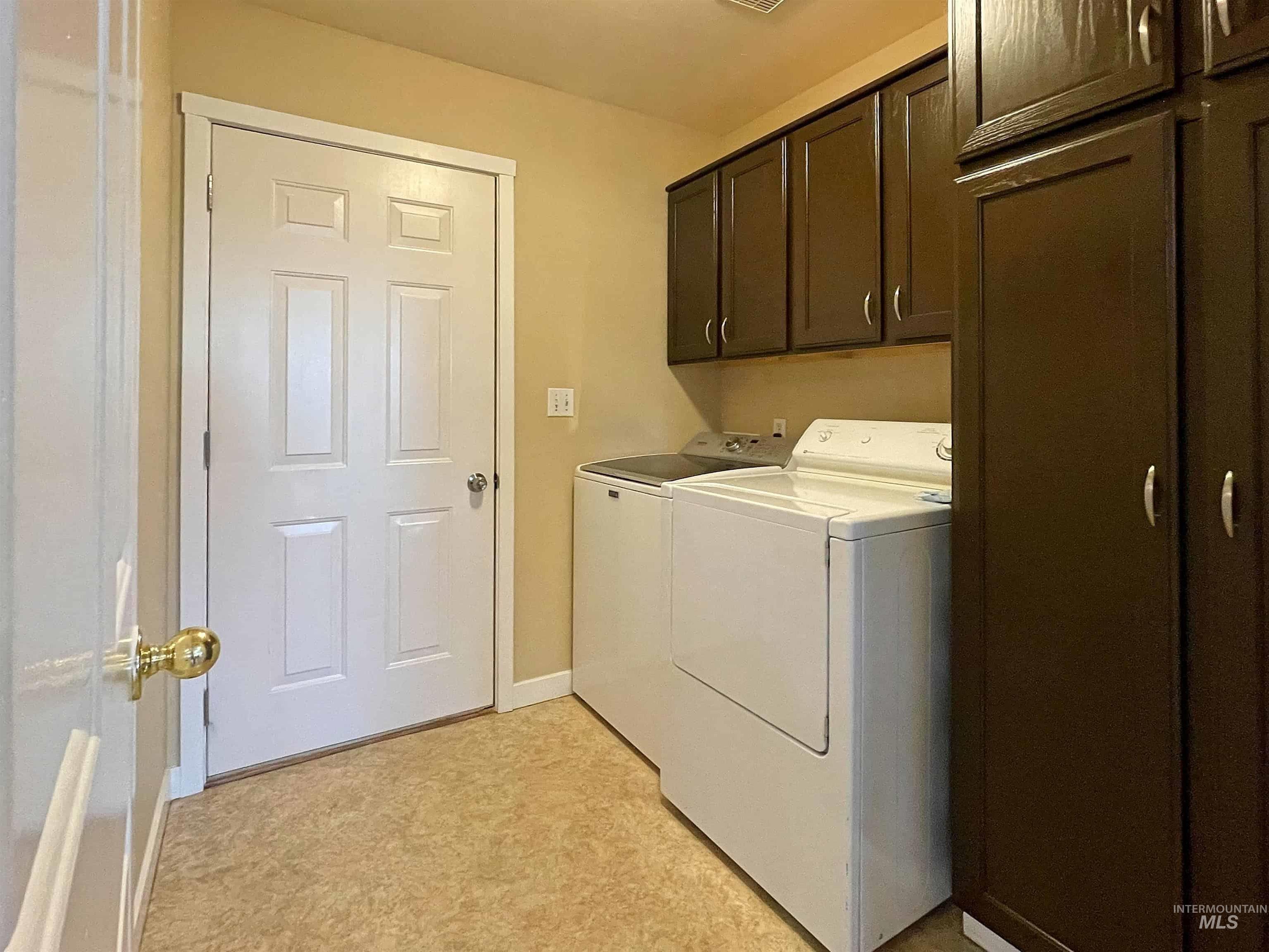 555 N 18th Street, Payette, Idaho 83661, 3 Bedrooms, 2 Bathrooms, Residential For Sale, Price $417,900, 99004237