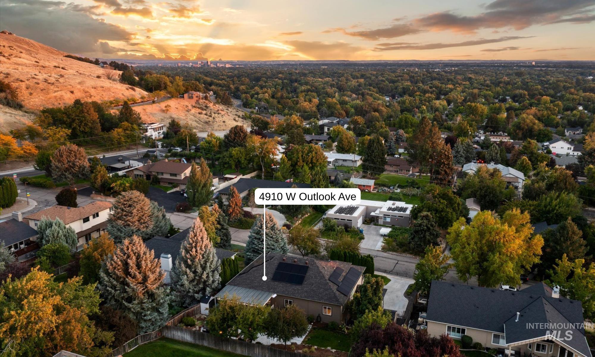4910 W Outlook Ave, Boise, Idaho 83703, 6 Bedrooms, 3 Bathrooms, Residential For Sale, Price $1,050,000,MLS 99004238