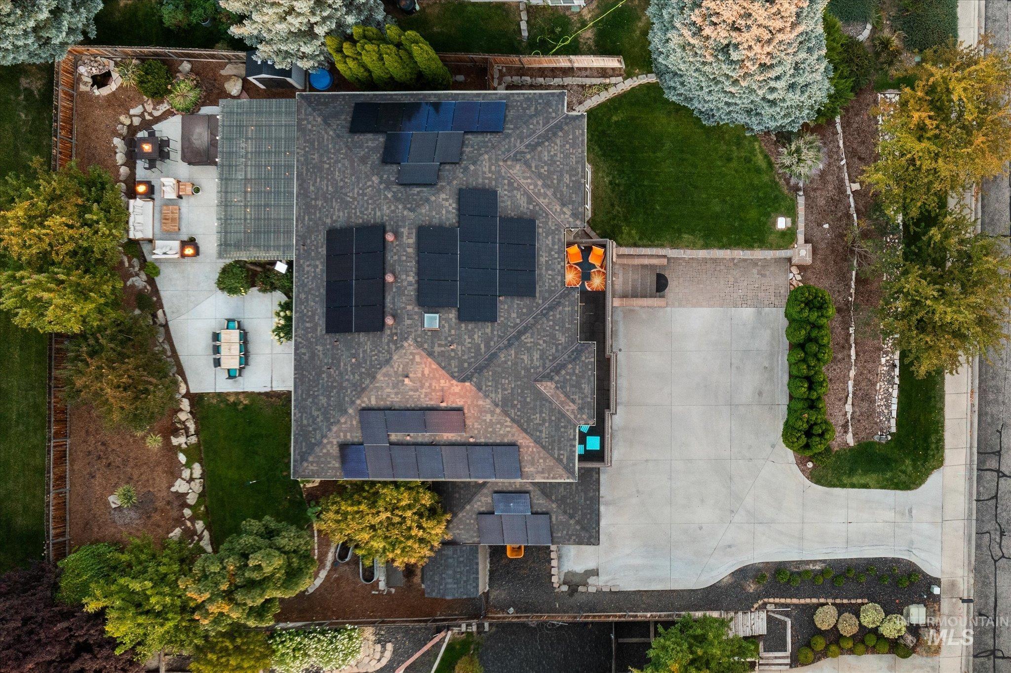 4910 W Outlook Ave, Boise, Idaho 83703, 6 Bedrooms, 3 Bathrooms, Residential For Sale, Price $1,050,000,MLS 99004238