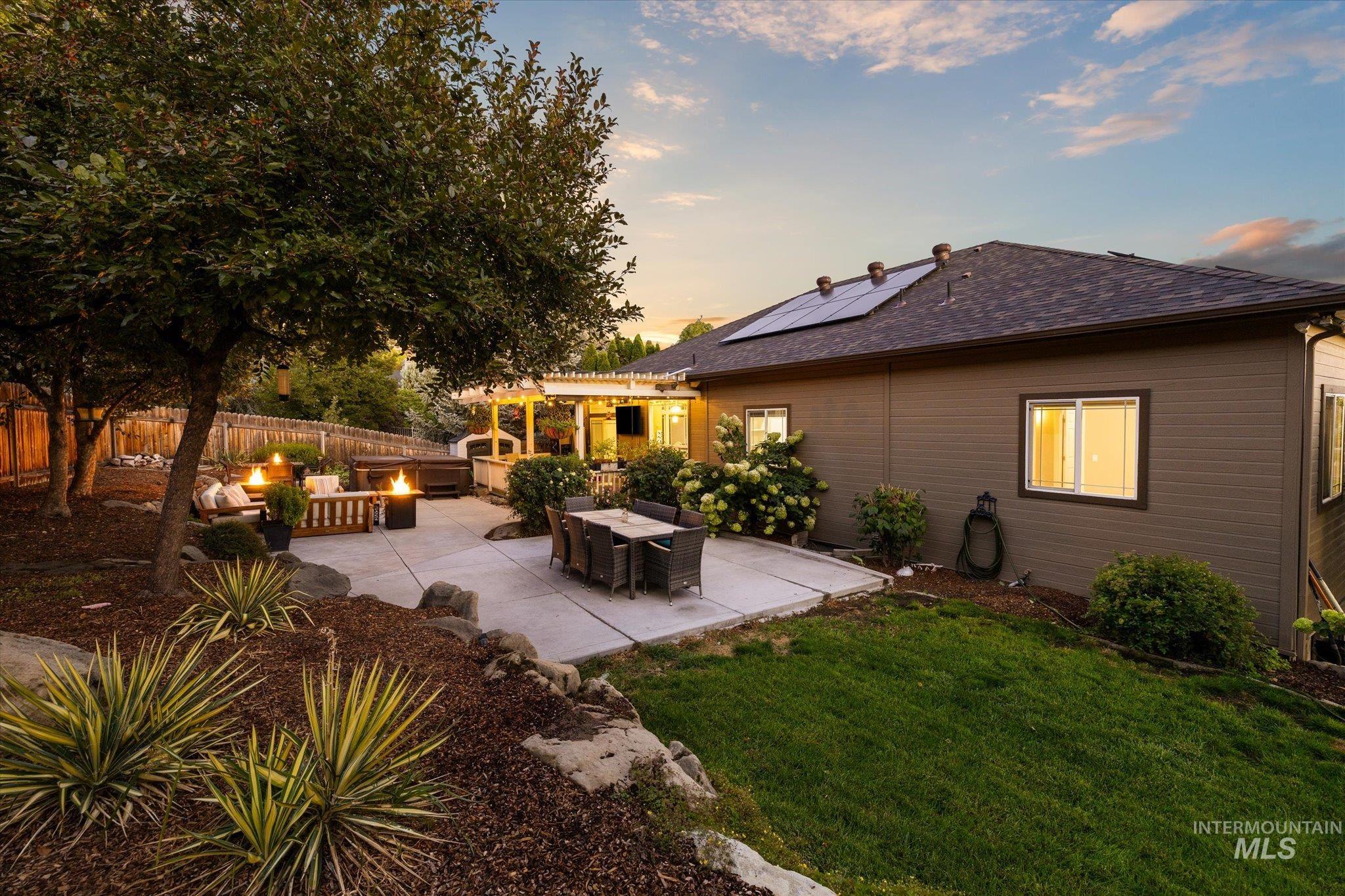 4910 W Outlook Ave, Boise, Idaho 83703, 6 Bedrooms, 3 Bathrooms, Residential For Sale, Price $1,050,000,MLS 99004238