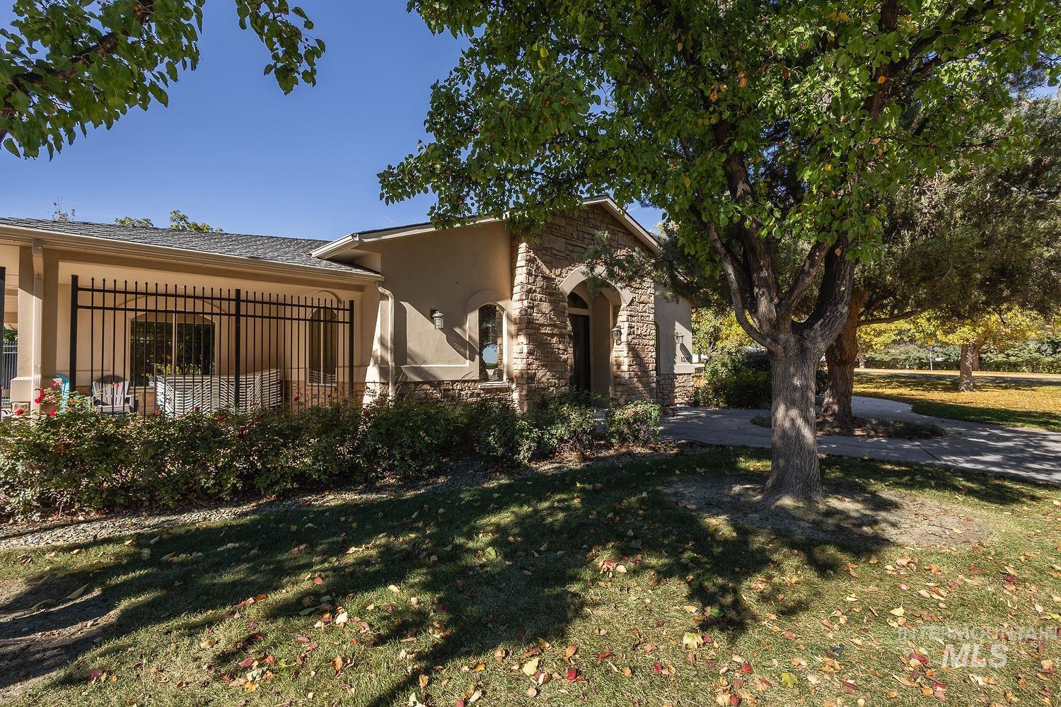 15396 Flora Springs, Caldwell, Idaho 83607, 4 Bedrooms, 2.5 Bathrooms, Residential For Sale, Price $639,000, 99004239