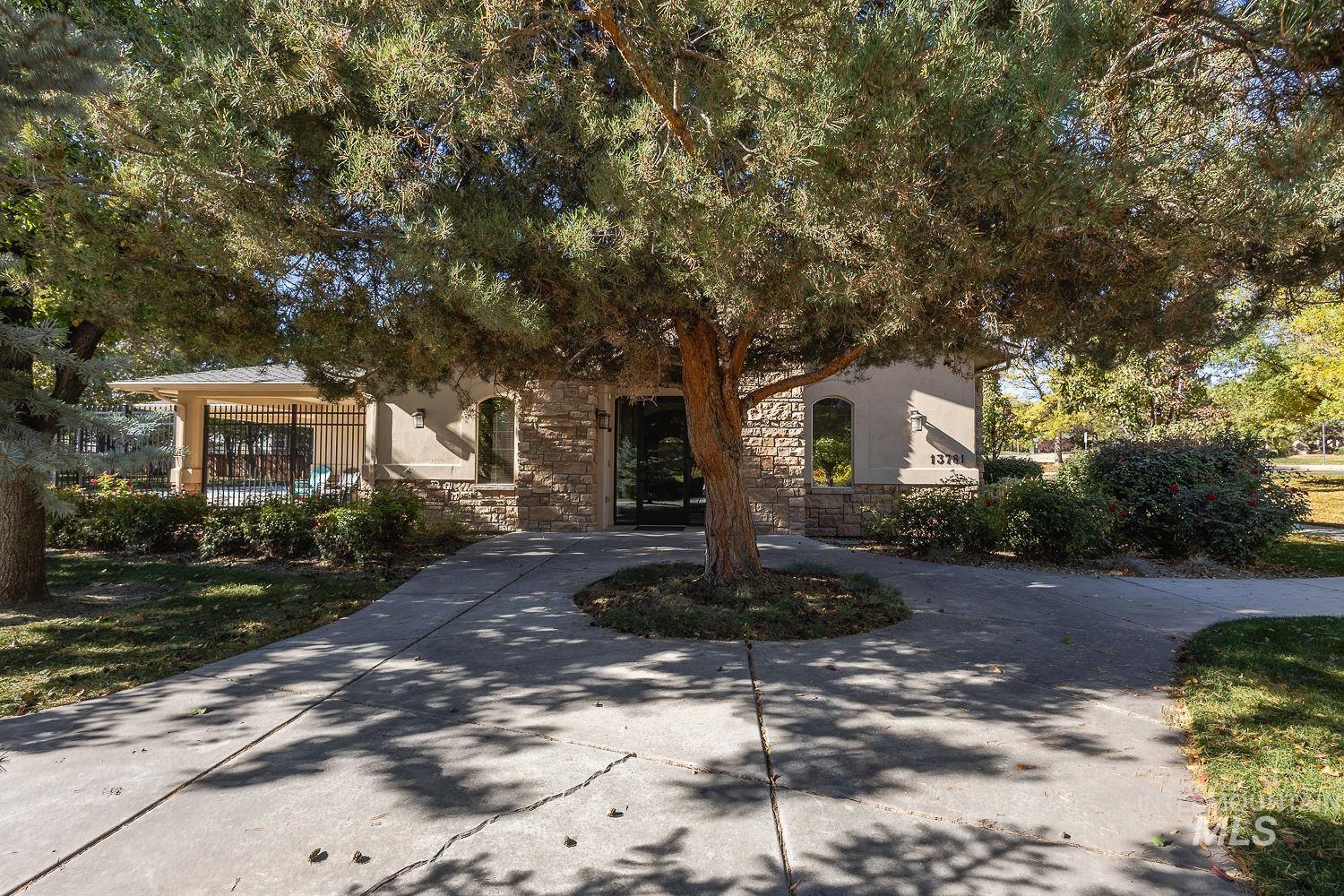 15396 Flora Springs, Caldwell, Idaho 83607, 4 Bedrooms, 2.5 Bathrooms, Residential For Sale, Price $639,000, 99004239