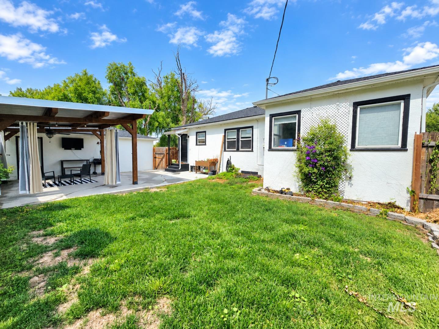 508 E Ash St., Caldwell, Idaho 83605, 3 Bedrooms, 2 Bathrooms, Residential For Sale, Price $370,000, 99004240