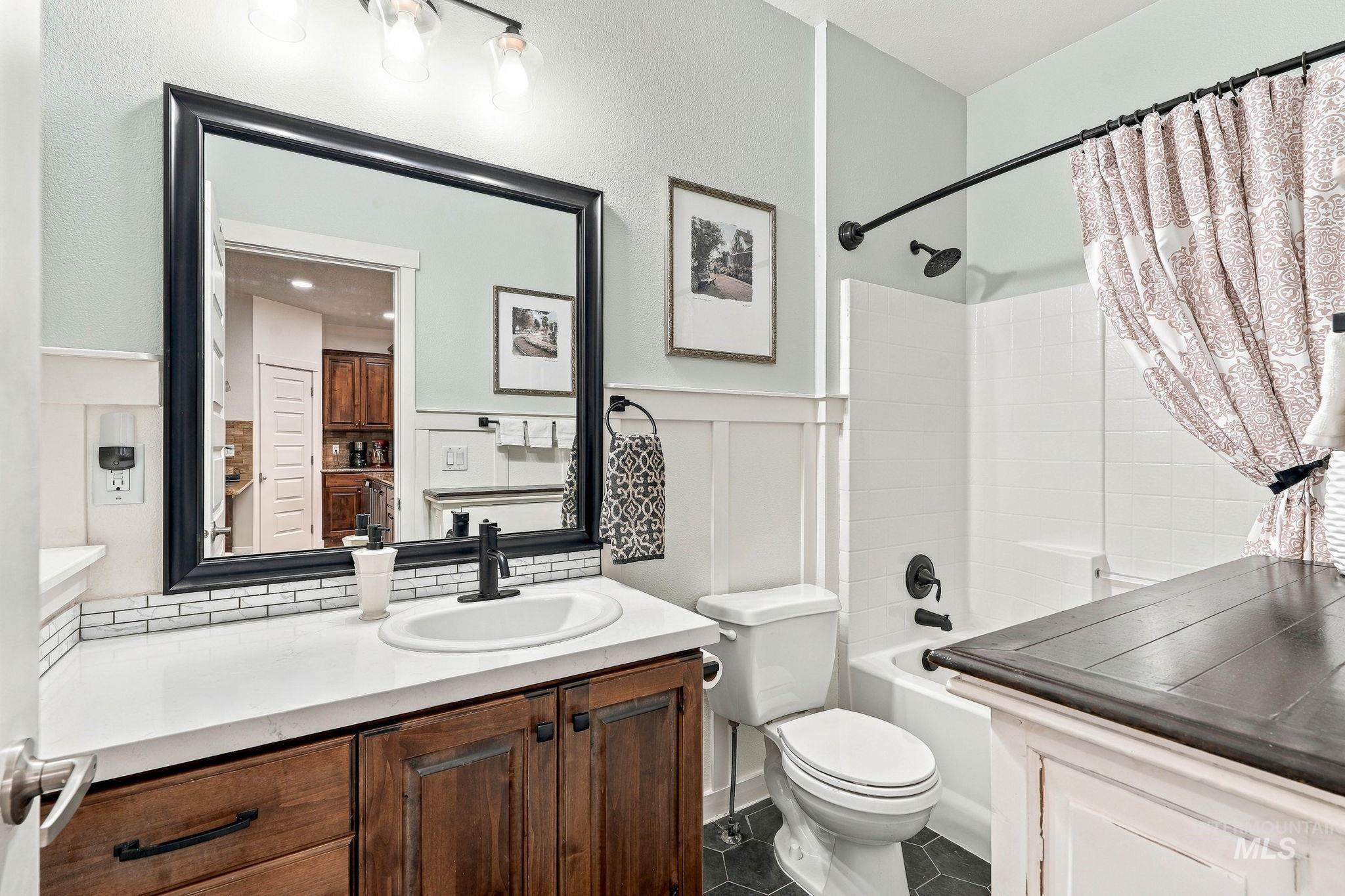 6091 N Willowdale Pl, Garden City, Idaho 83714, 4 Bedrooms, 2 Bathrooms, Residential For Sale, Price $610,000, 99004241