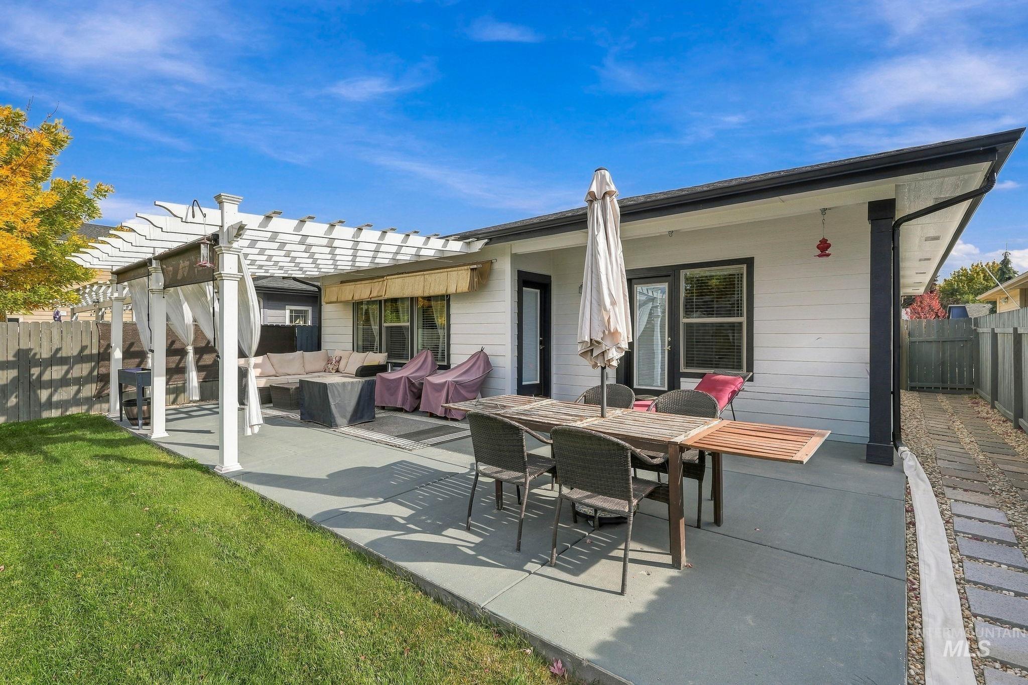 6091 N Willowdale Pl, Garden City, Idaho 83714, 4 Bedrooms, 2 Bathrooms, Residential For Sale, Price $610,000, 99004241