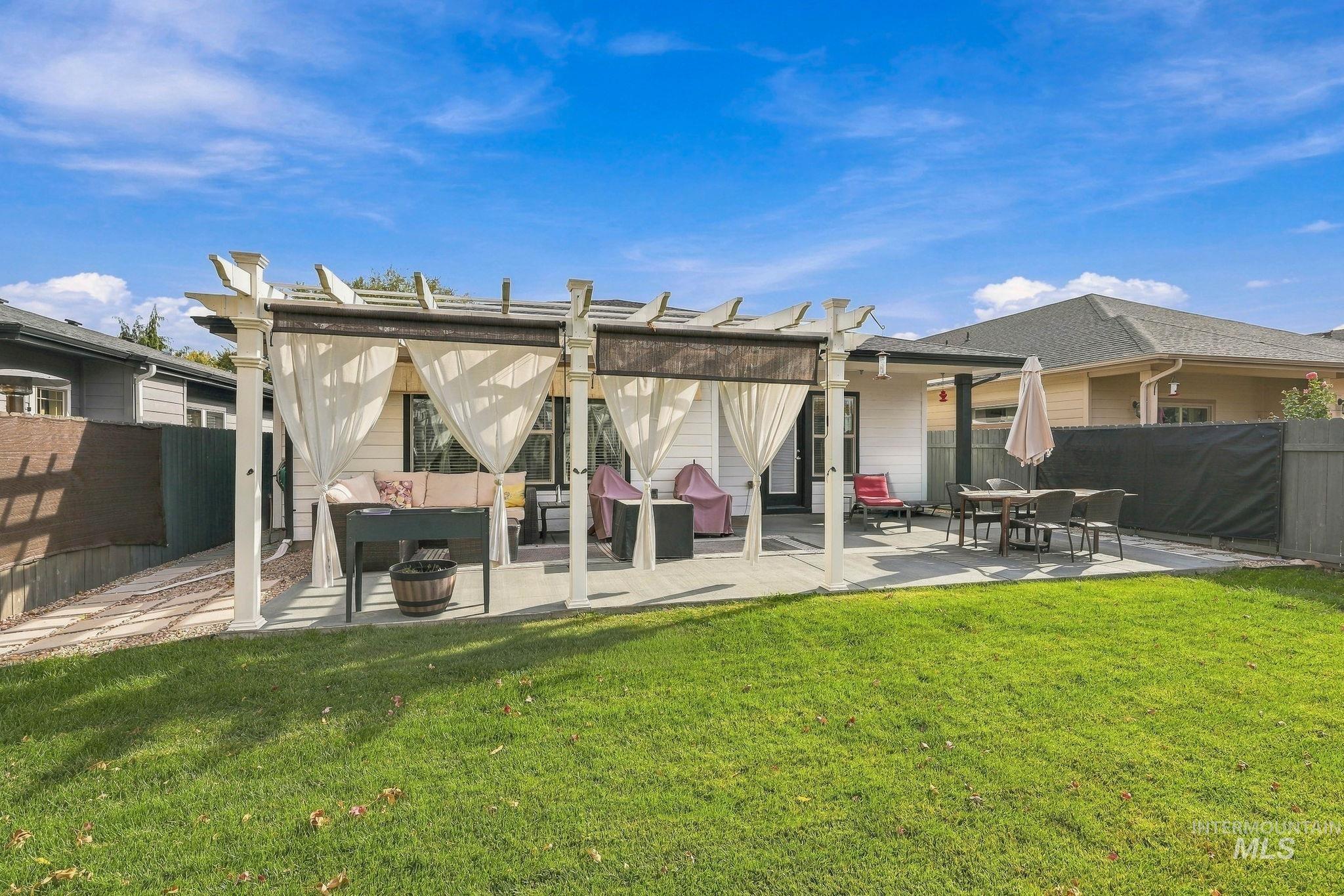 6091 N Willowdale Pl, Garden City, Idaho 83714, 4 Bedrooms, 2 Bathrooms, Residential For Sale, Price $610,000, 99004241