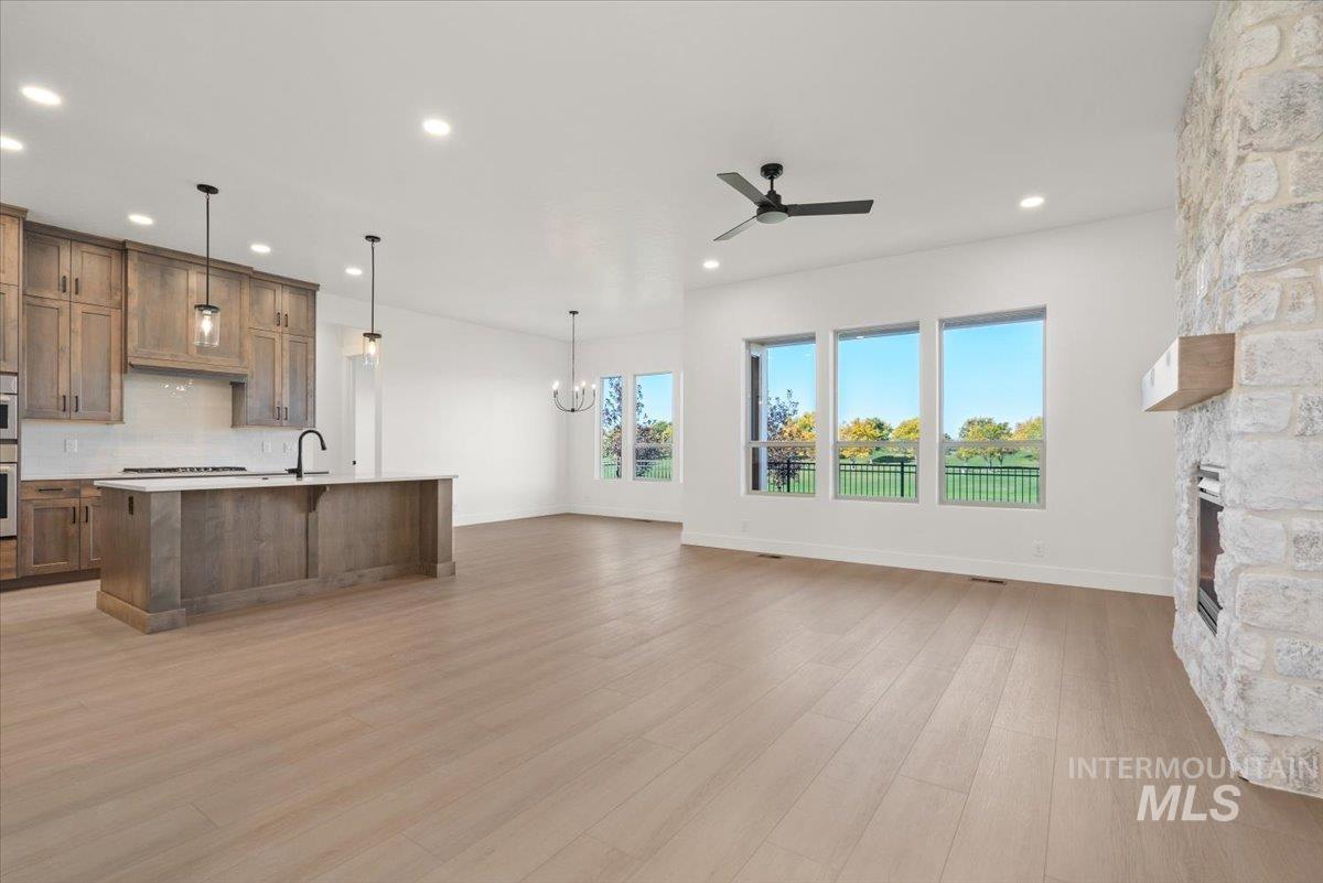 11179 S Corballis Ln, Kuna, Idaho 83634, 3 Bedrooms, 3 Bathrooms, Residential For Sale, Price $679,880, 99004242
