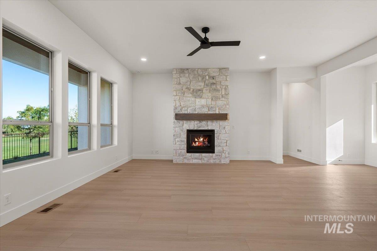11179 S Corballis Ln, Kuna, Idaho 83634, 3 Bedrooms, 3 Bathrooms, Residential For Sale, Price $679,880, 99004242
