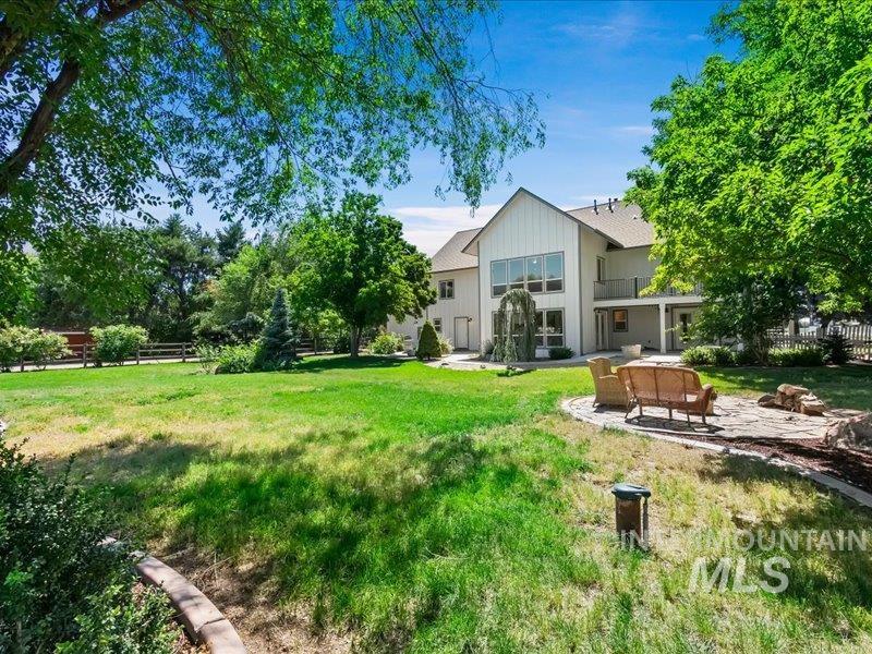 3040 N Duane Dr, Meridian, Idaho 83646, 4 Bedrooms, 5.5 Bathrooms, Farm & Ranch For Sale, Price $1,849,999, 99004244