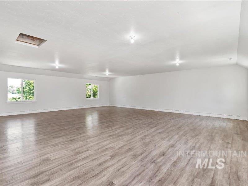 3040 N Duane Dr, Meridian, Idaho 83646, 4 Bedrooms, 5.5 Bathrooms, Farm & Ranch For Sale, Price $1,849,999, 99004244