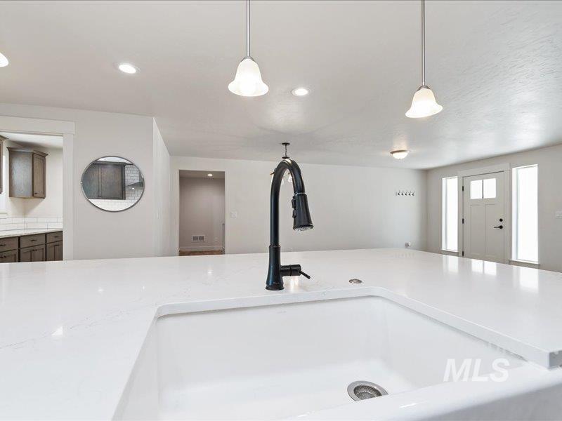 3040 N Duane Dr, Meridian, Idaho 83646, 4 Bedrooms, 5.5 Bathrooms, Farm & Ranch For Sale, Price $1,849,999, 99004244