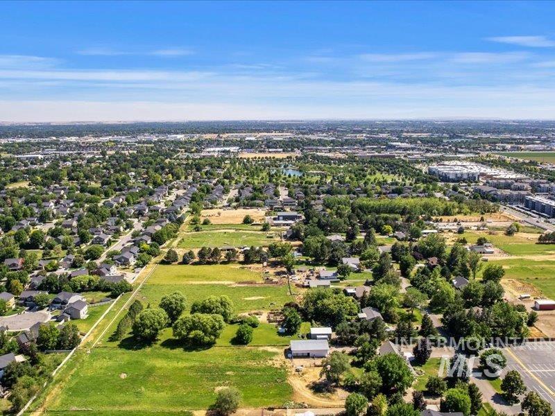 3040 N Duane Dr, Meridian, Idaho 83646, 4 Bedrooms, 5.5 Bathrooms, Farm & Ranch For Sale, Price $1,849,999, 99004244