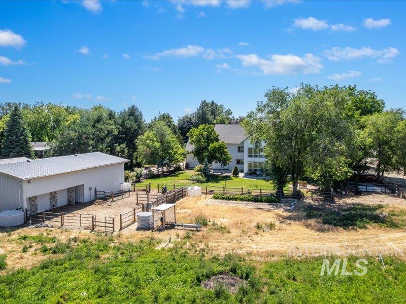3040 N Duane Dr, Meridian, Idaho 83646, 4 Bedrooms, 5.5 Bathrooms, Farm & Ranch For Sale, Price $1,849,999, 99004244