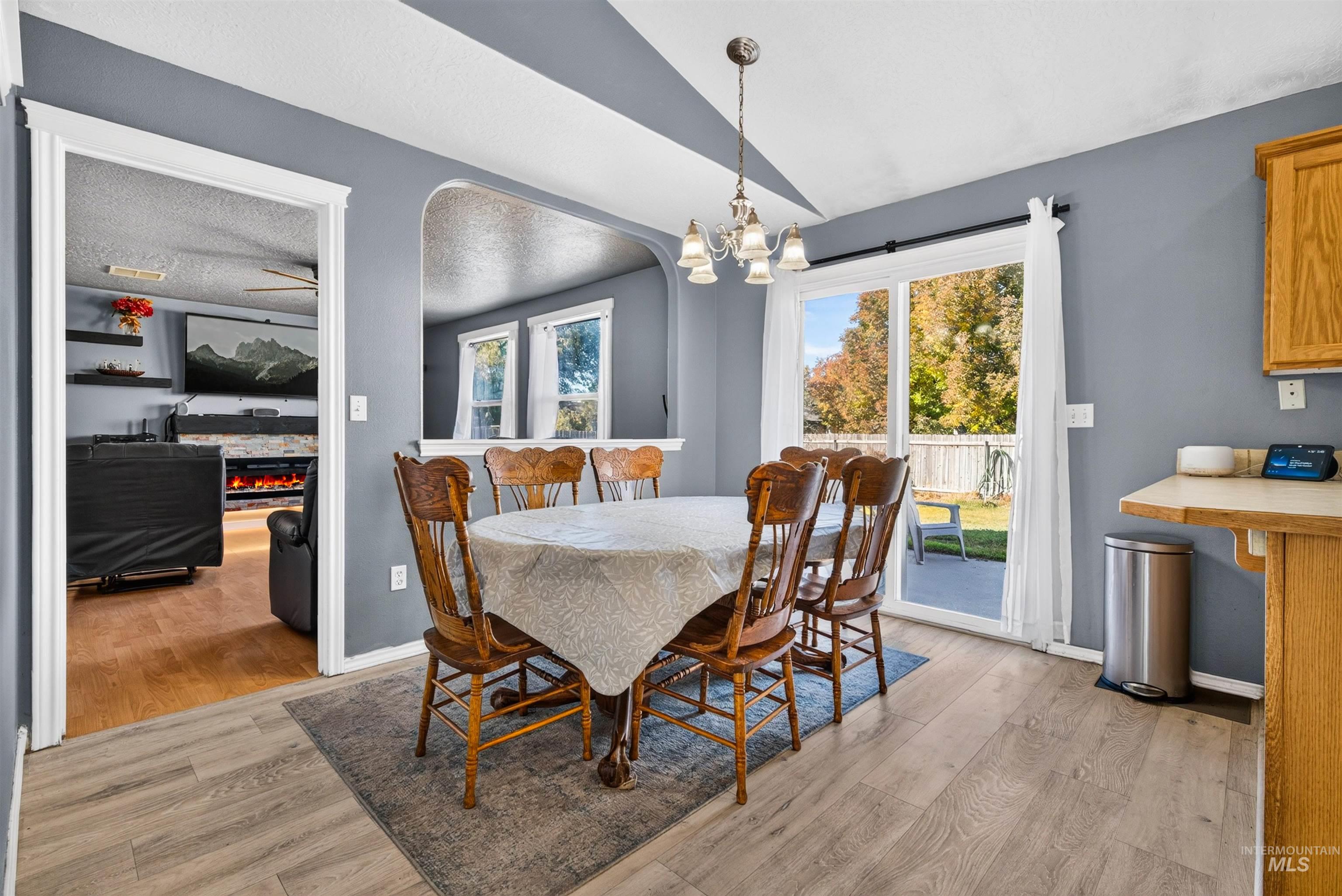 1600 W Roston Ct, Nampa, Idaho 83686, 4 Bedrooms, 2.5 Bathrooms, Residential For Sale, Price $380,000, 99004251