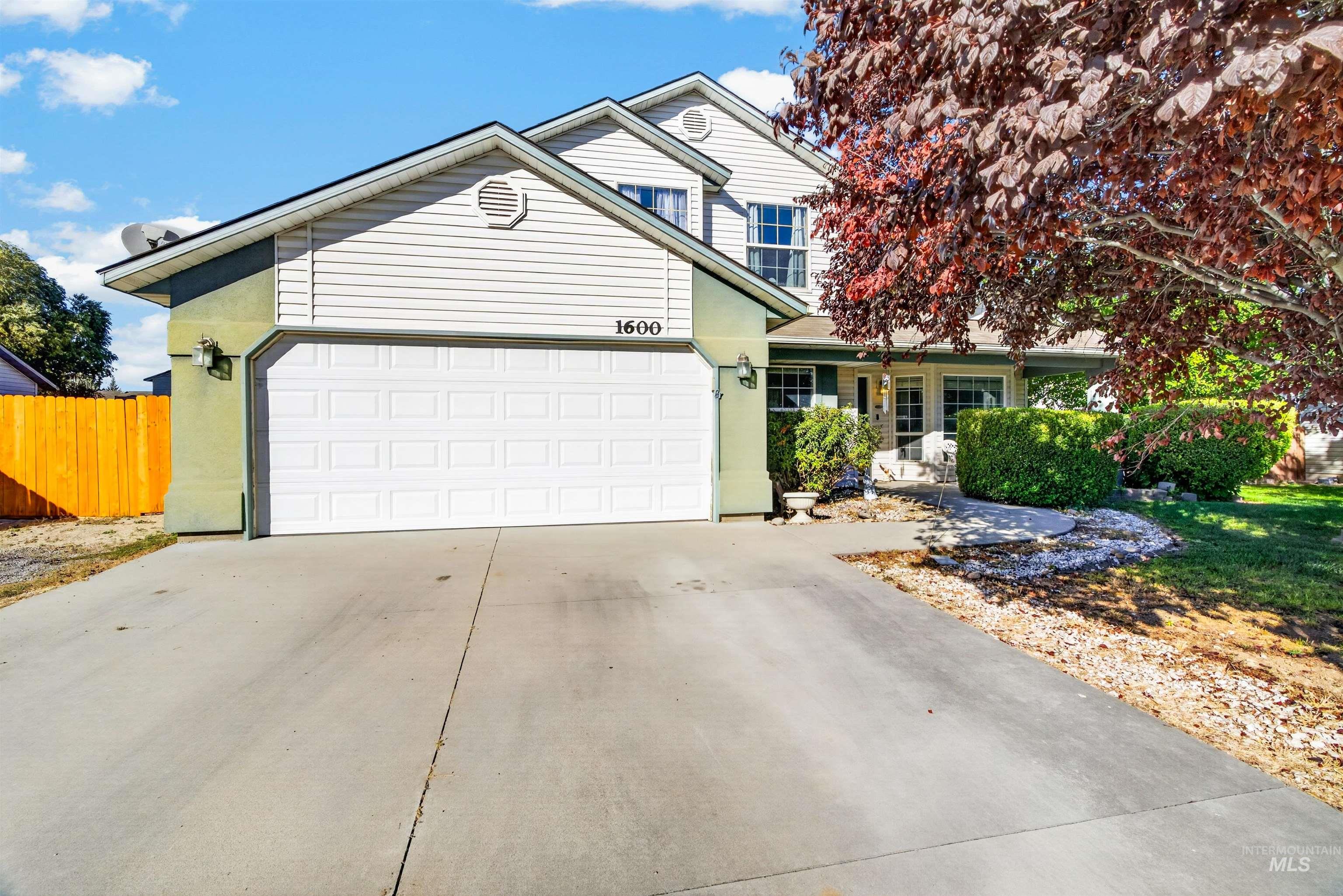 1600 W Roston Ct, Nampa, Idaho 83686, 4 Bedrooms, 2.5 Bathrooms, Residential For Sale, Price $380,000, 99004251