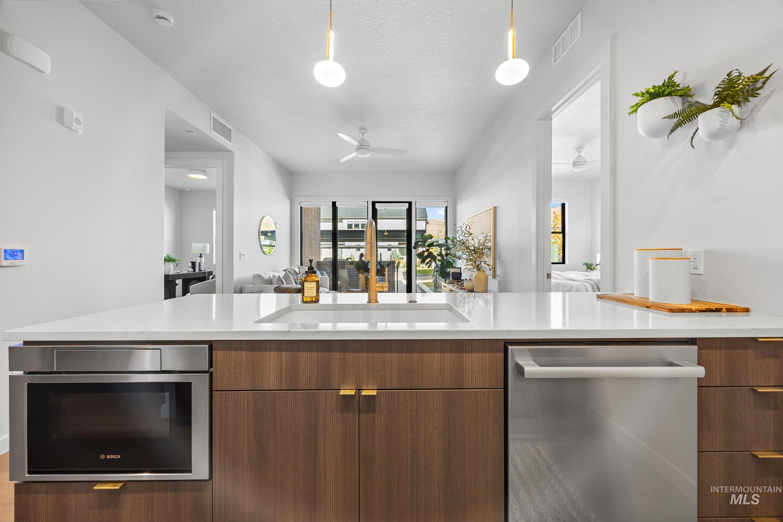 4430 E Haystack St, Boise, Idaho 83716, 2 Bedrooms, 2 Bathrooms, Residential For Sale, Price $489,900, 99004252