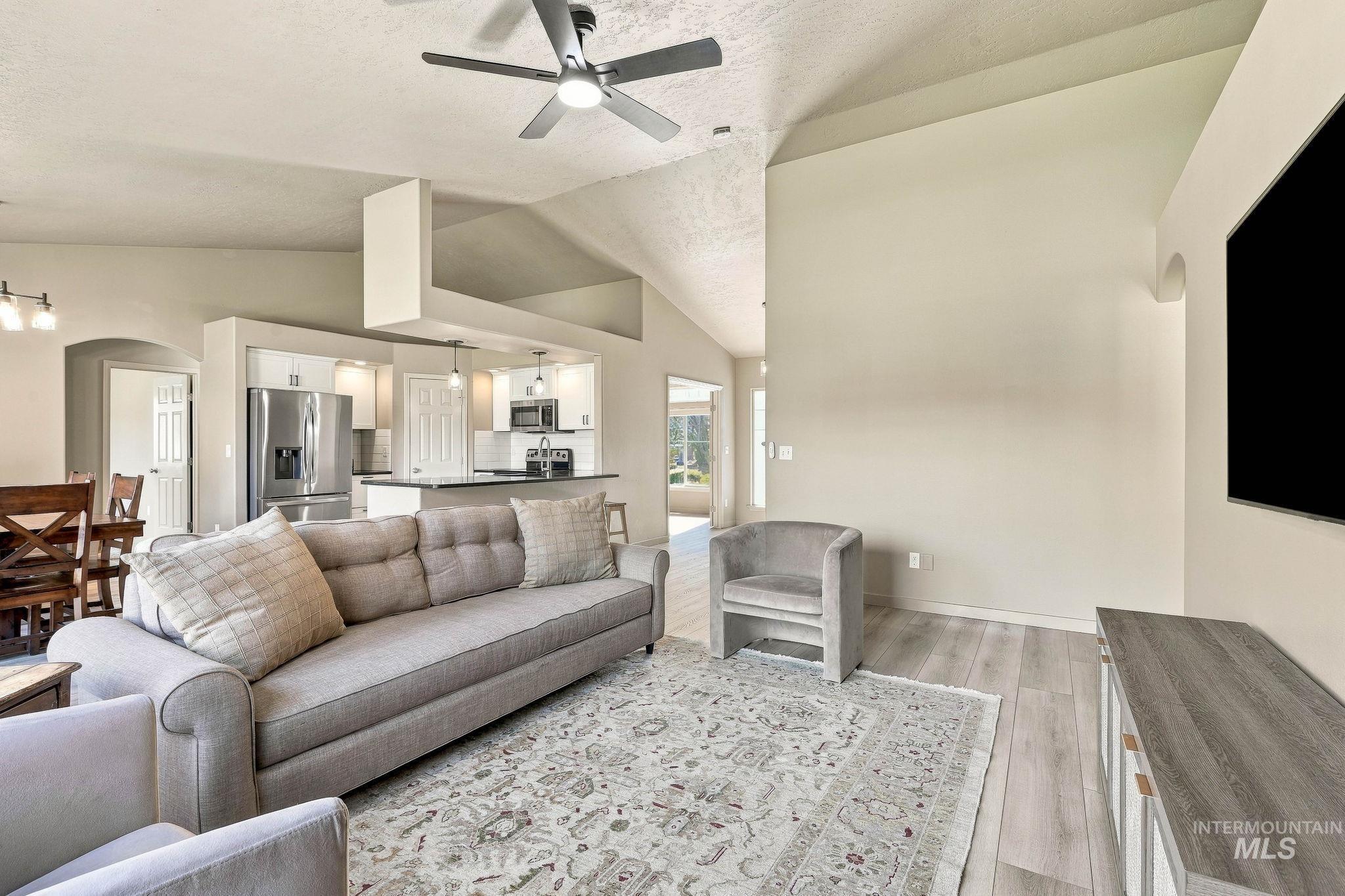194 E Cornell Drive, Meridian, Idaho 83646, 4 Bedrooms, 2 Bathrooms, Residential For Sale, Price $535,000, 99004253