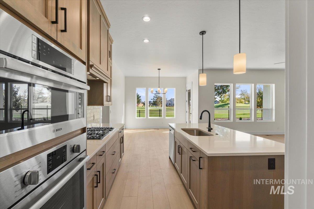 11126 S Corballis Ln., Kuna, Idaho 83634, 3 Bedrooms, 3 Bathrooms, Residential For Sale, Price $724,880, 99004255