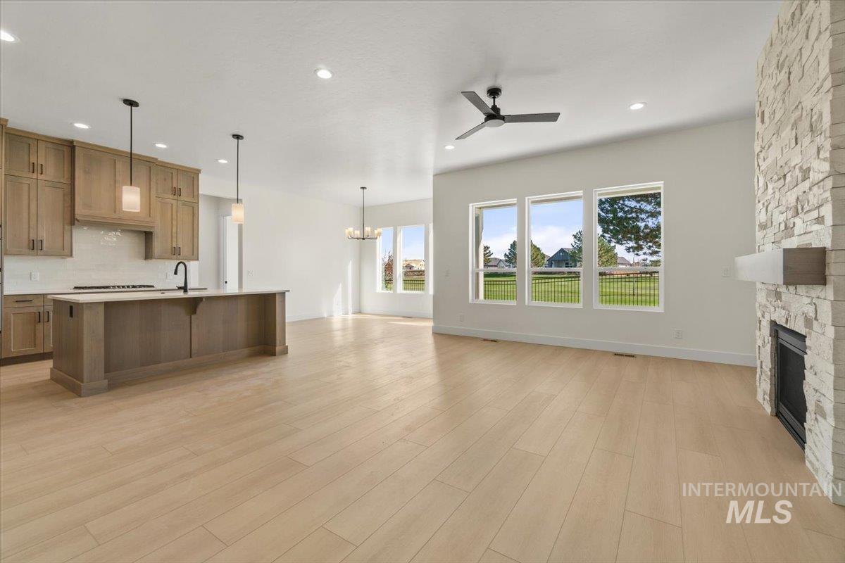 11126 S Corballis Ln., Kuna, Idaho 83634, 3 Bedrooms, 3 Bathrooms, Residential For Sale, Price $724,880, 99004255