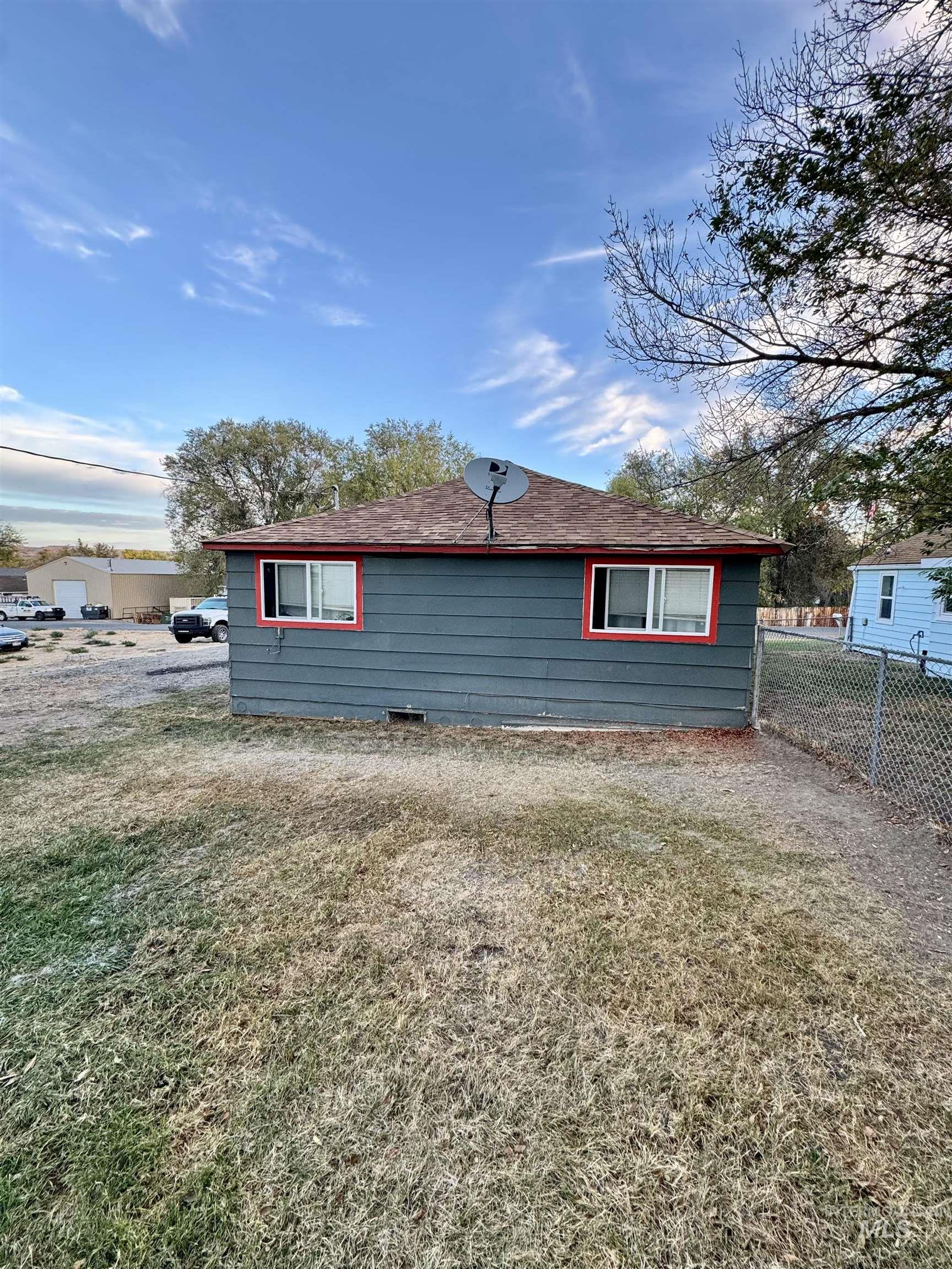150 E Reed, Hagerman, Idaho 83332, 2 Bedrooms, 1 Bathroom, Residential For Sale, Price $215,000,MLS 99004256